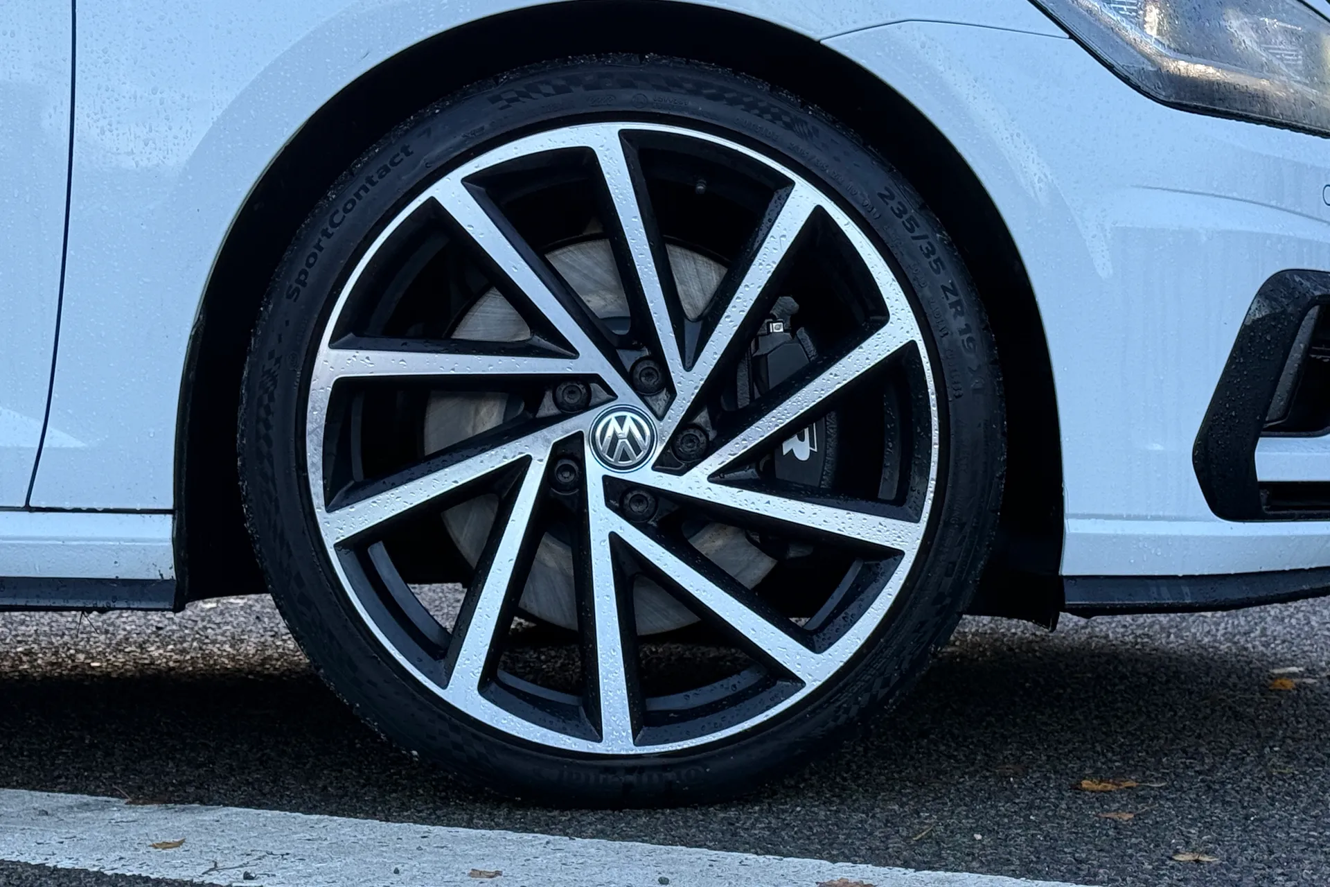 VOLKSWAGEN GOLF thumbnail image number 15