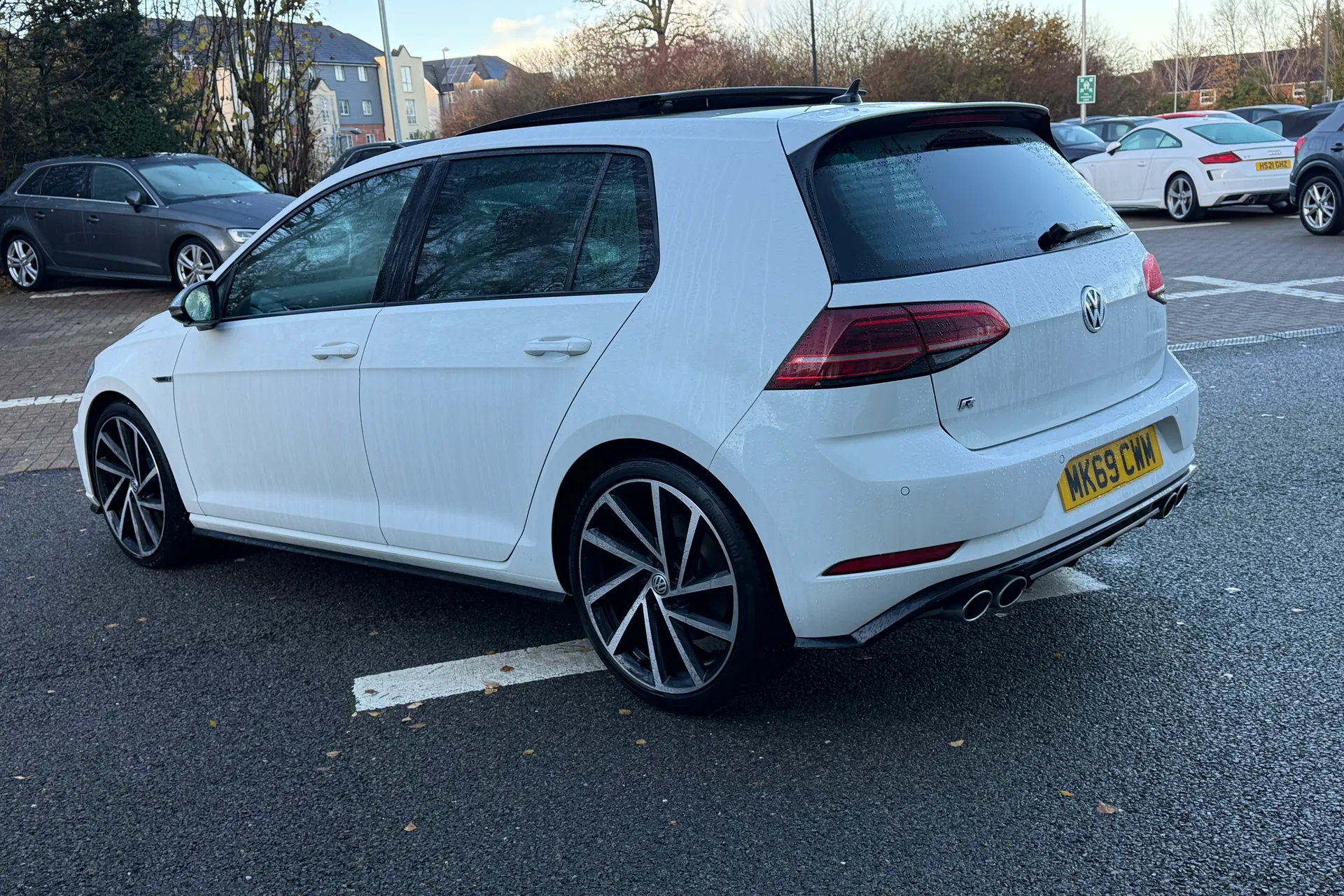 VOLKSWAGEN GOLF thumbnail image number 18