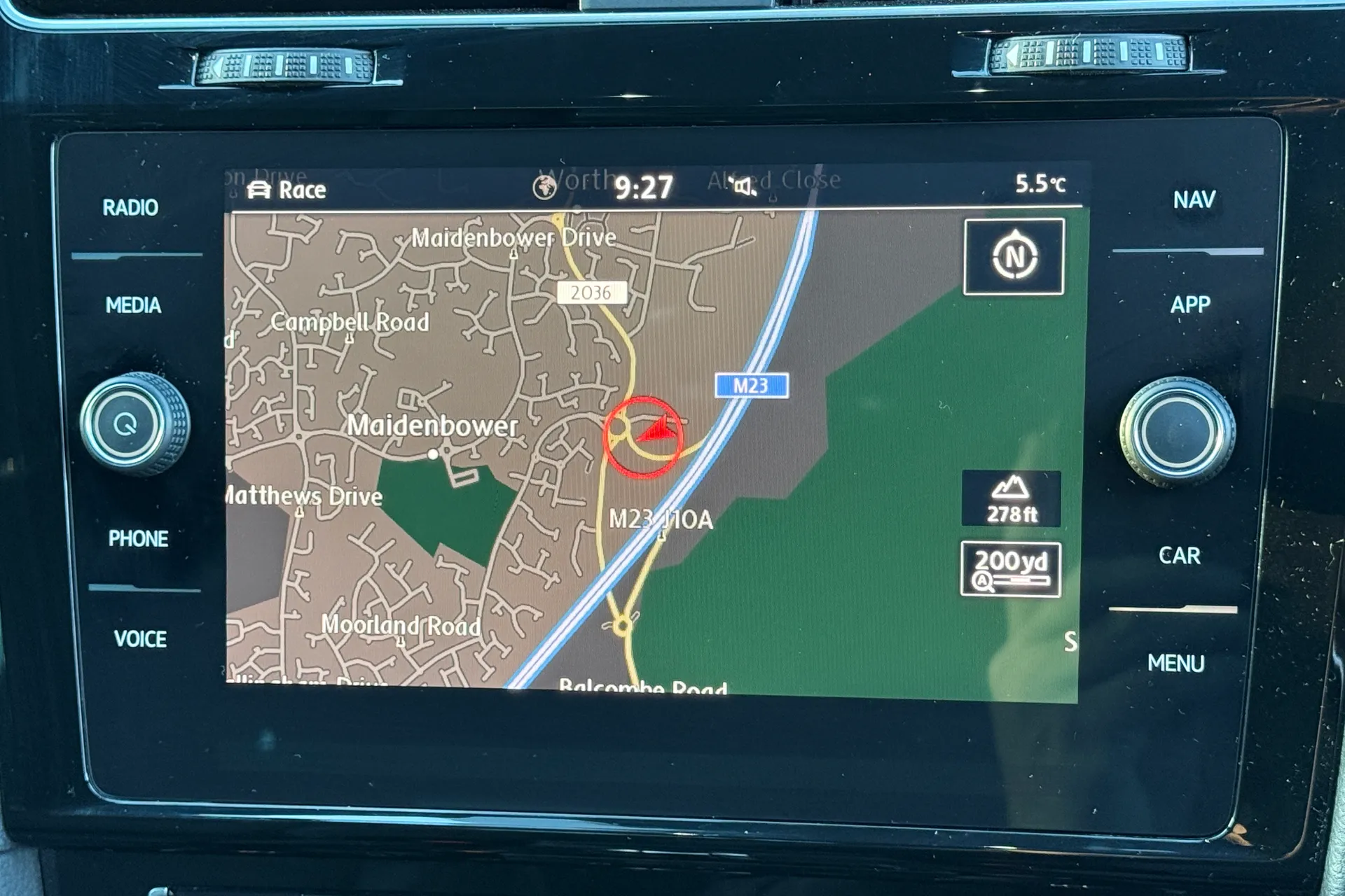 VOLKSWAGEN GOLF thumbnail image number 3