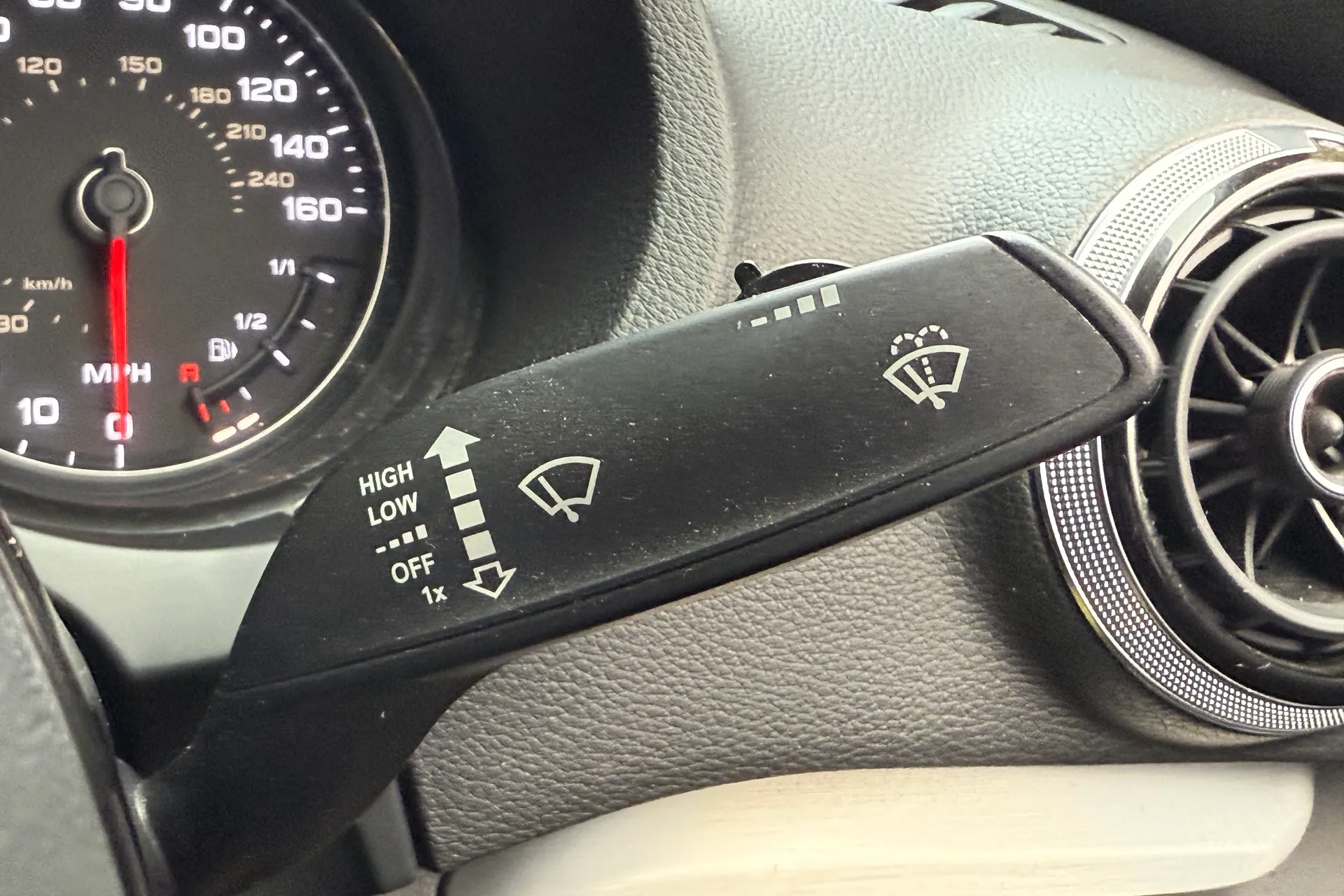 Audi A3 thumbnail image number 13