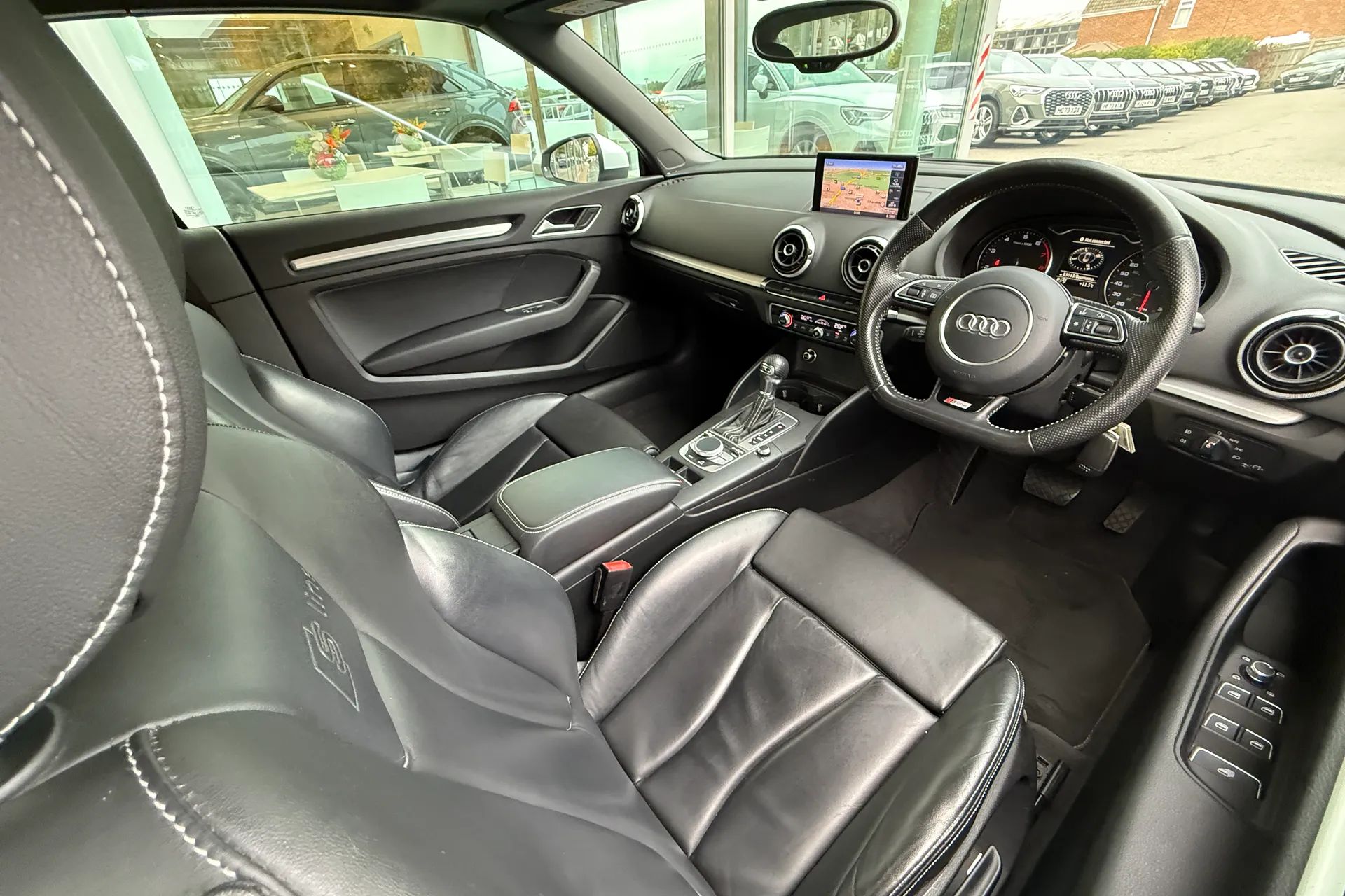 Audi A3 thumbnail image number 42