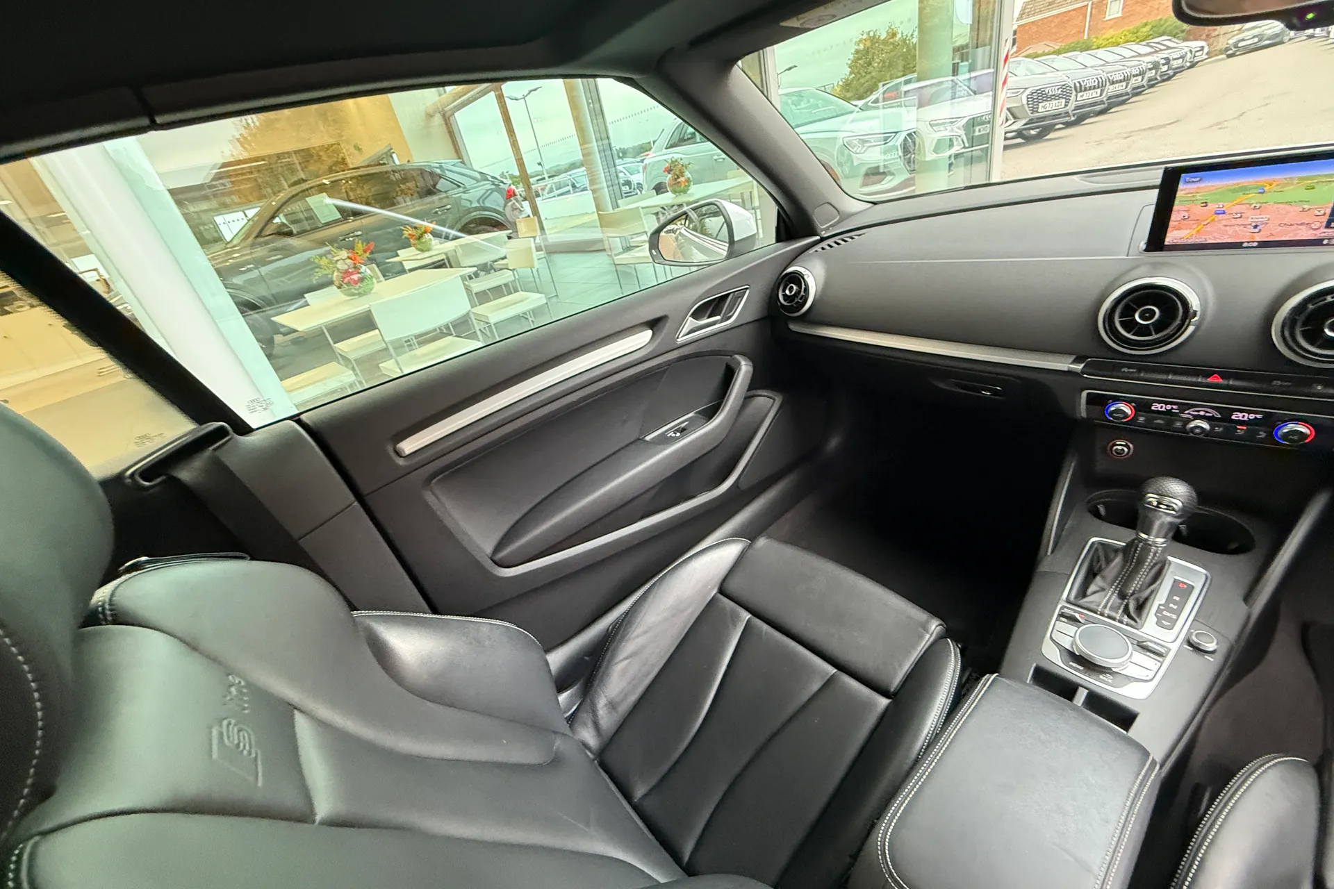 Audi A3 thumbnail image number 41