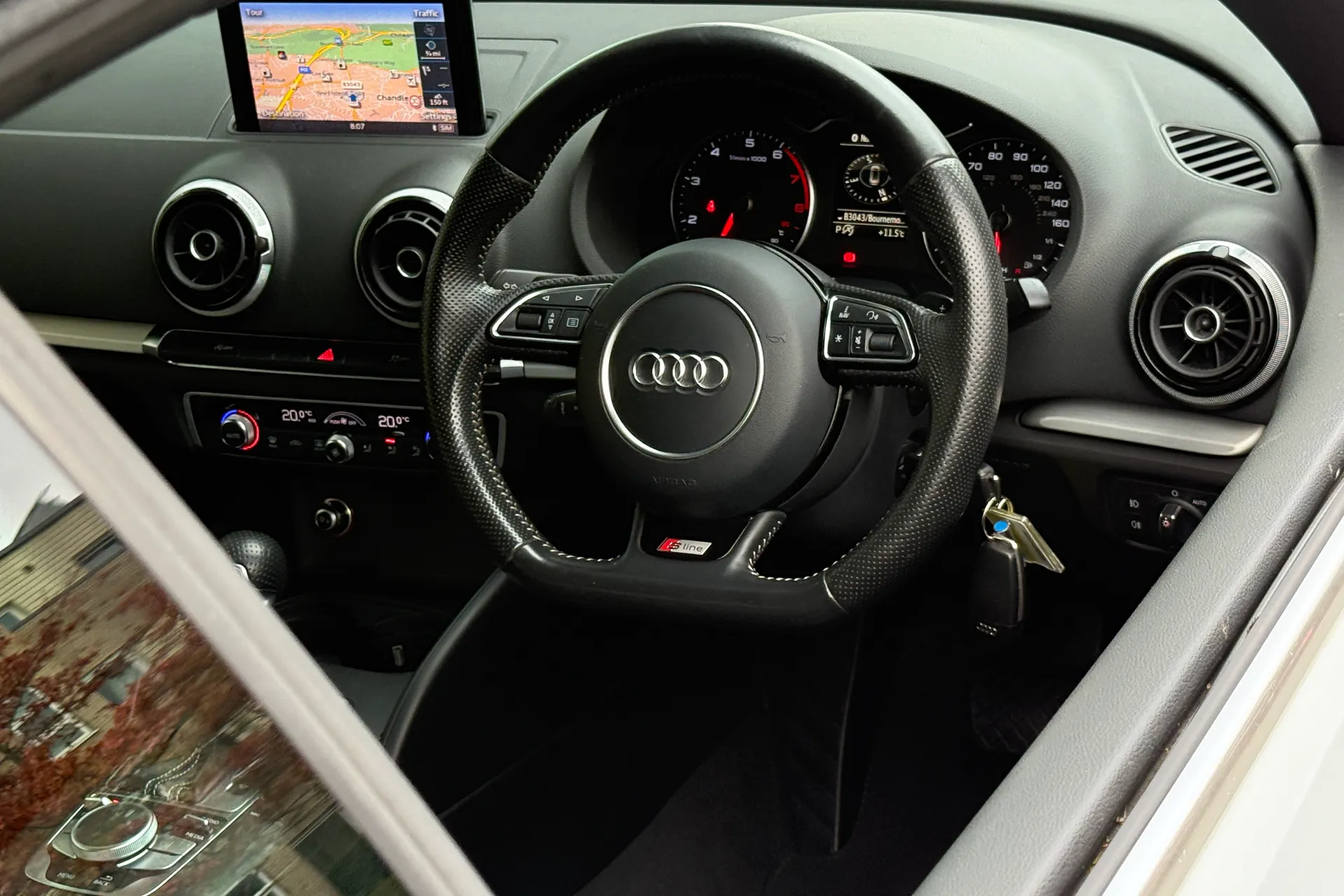 Audi A3 thumbnail image number 35