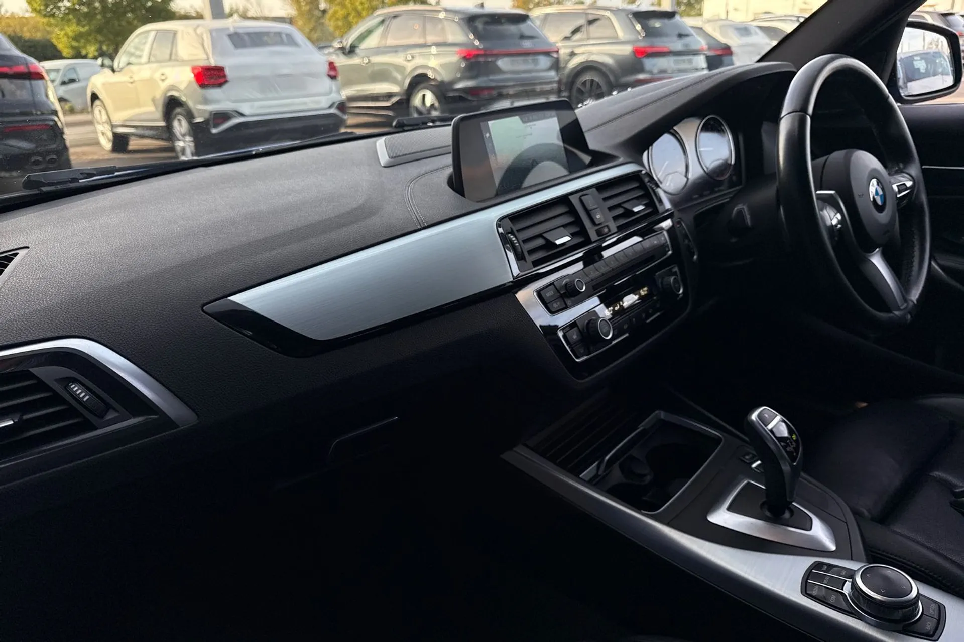 BMW 1 SERIES thumbnail image number 27