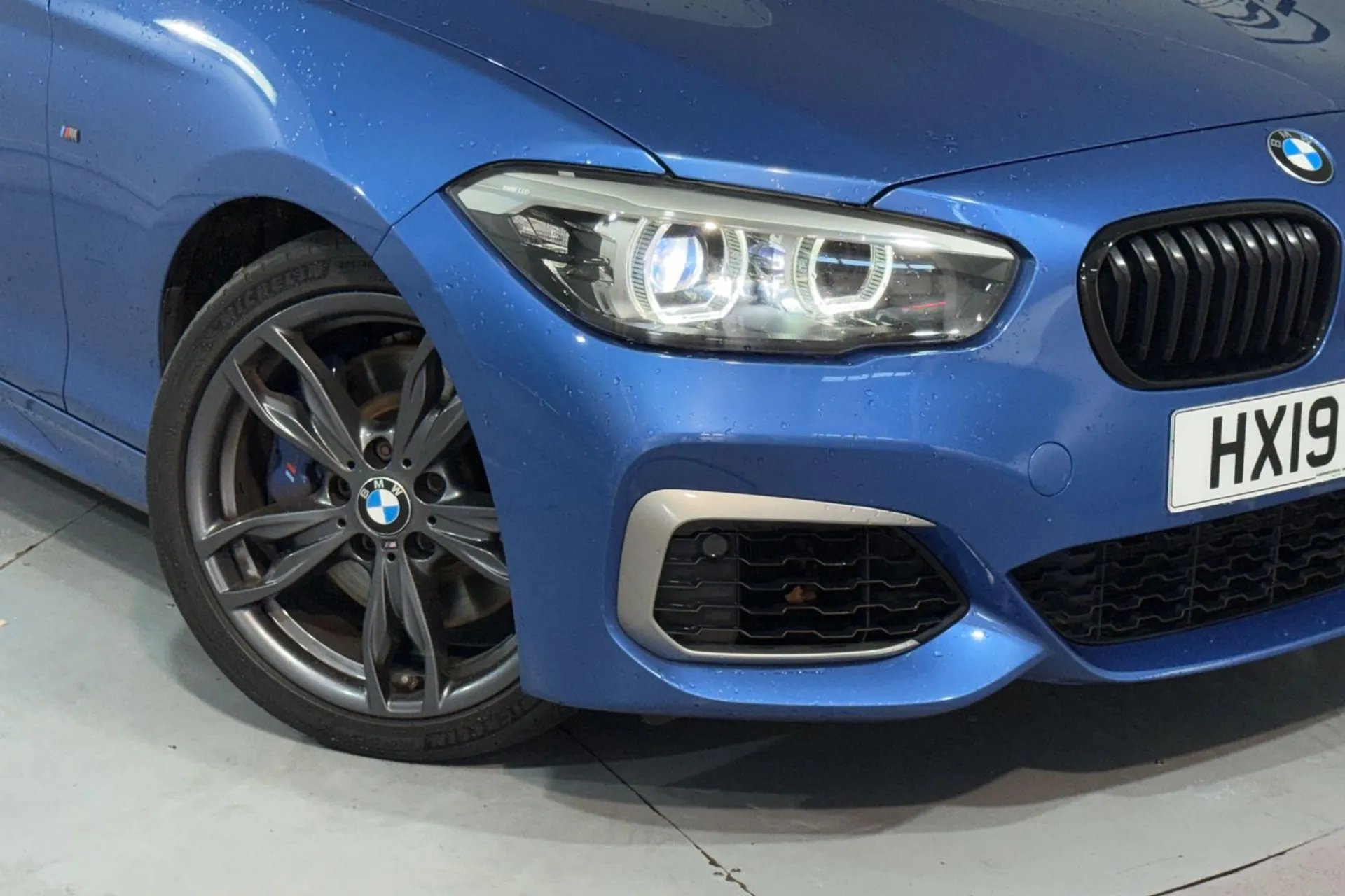 BMW 1 SERIES thumbnail image number 6