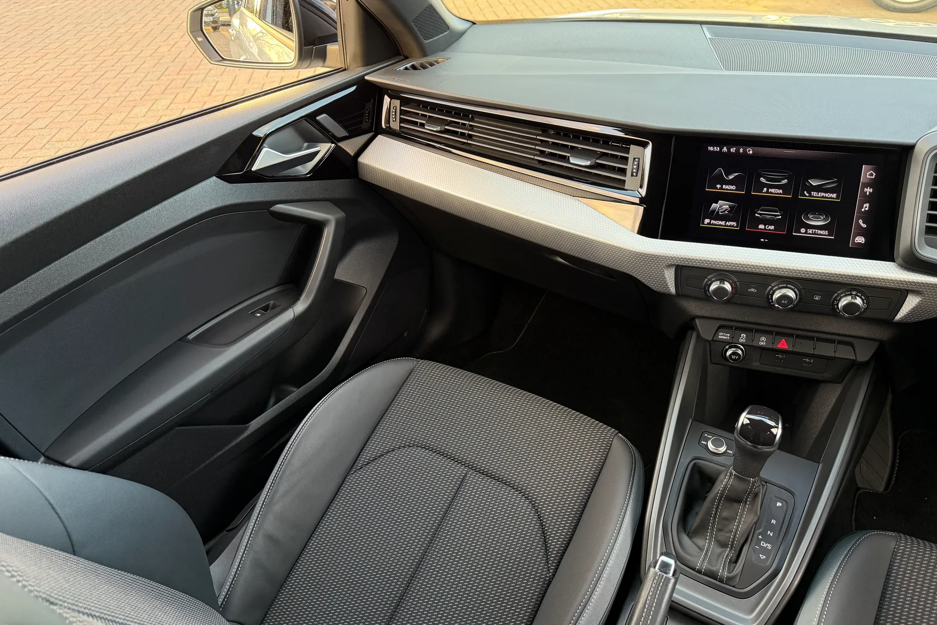 Audi A1 thumbnail image number 34