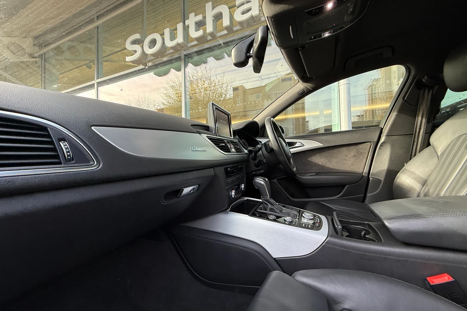 Audi A6 thumbnail image number 7