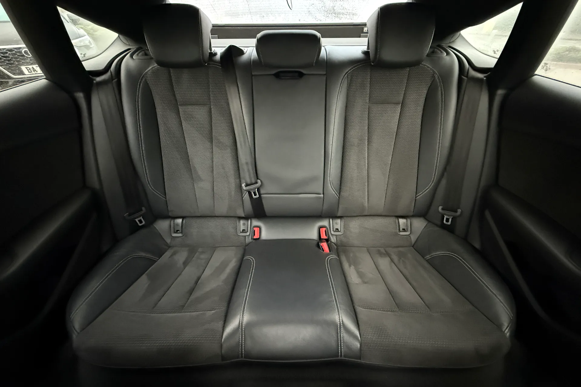 Audi A5 thumbnail image number 35