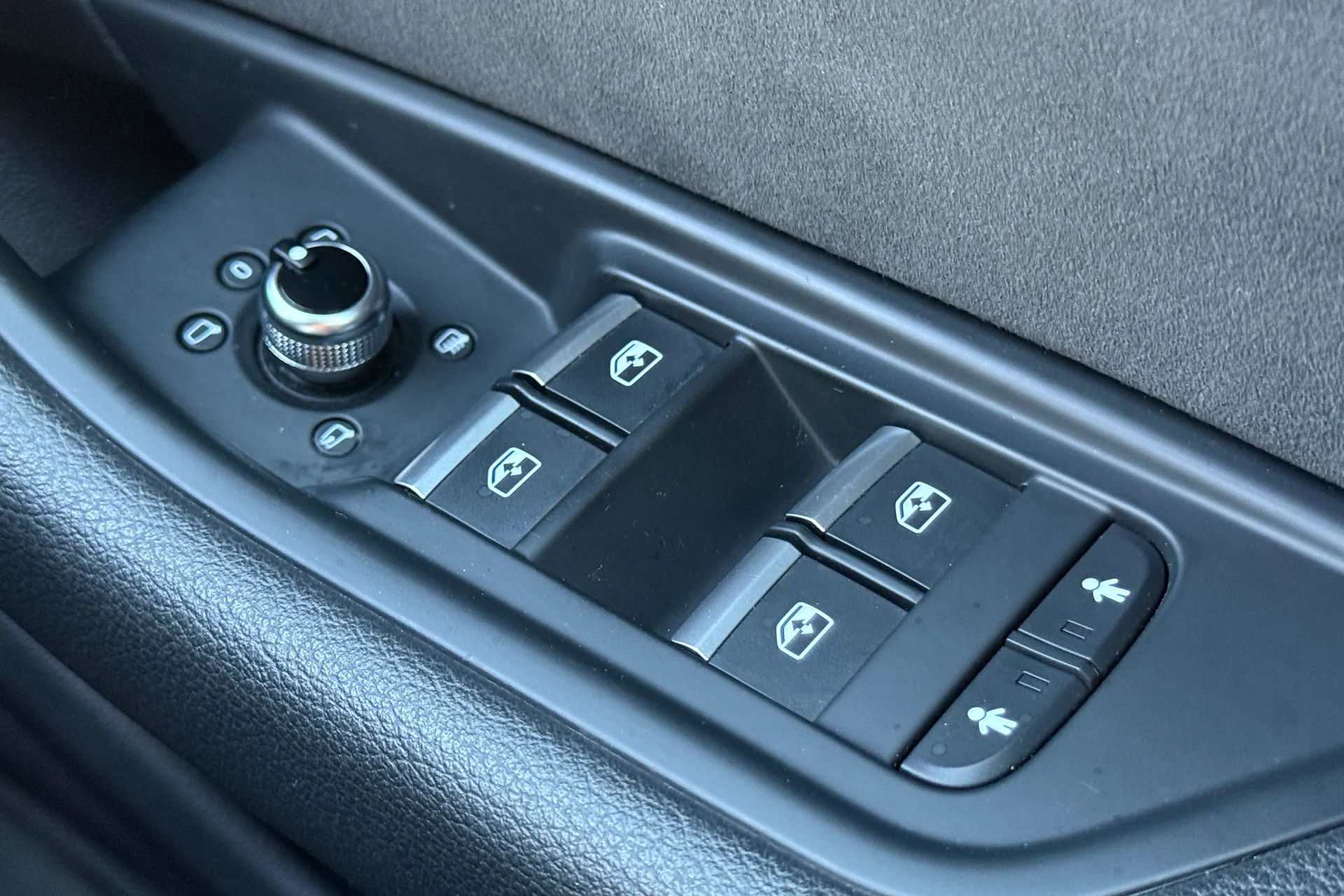 Audi A5 thumbnail image number 17