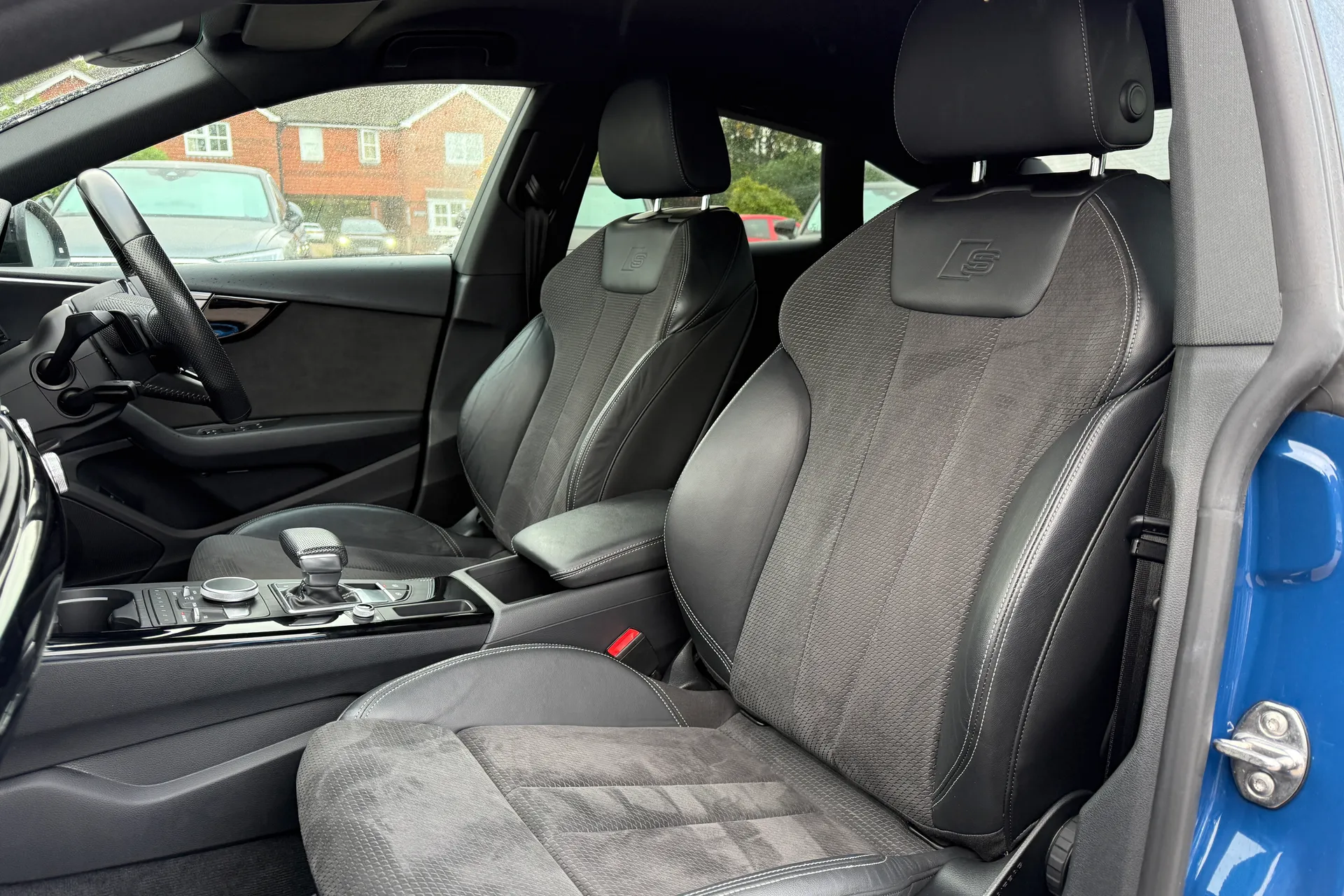 Audi A5 thumbnail image number 28