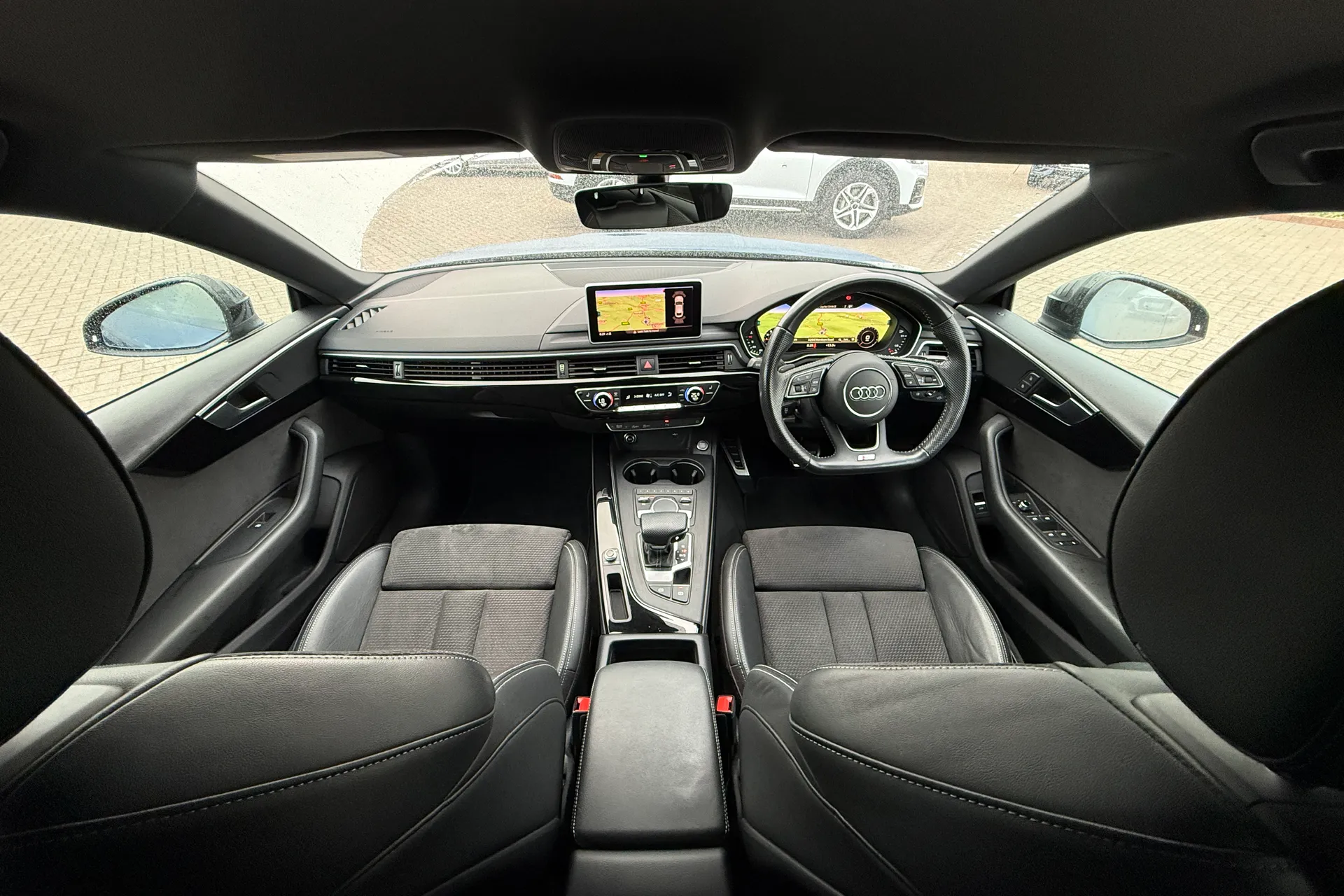 Audi A5 thumbnail image number 3