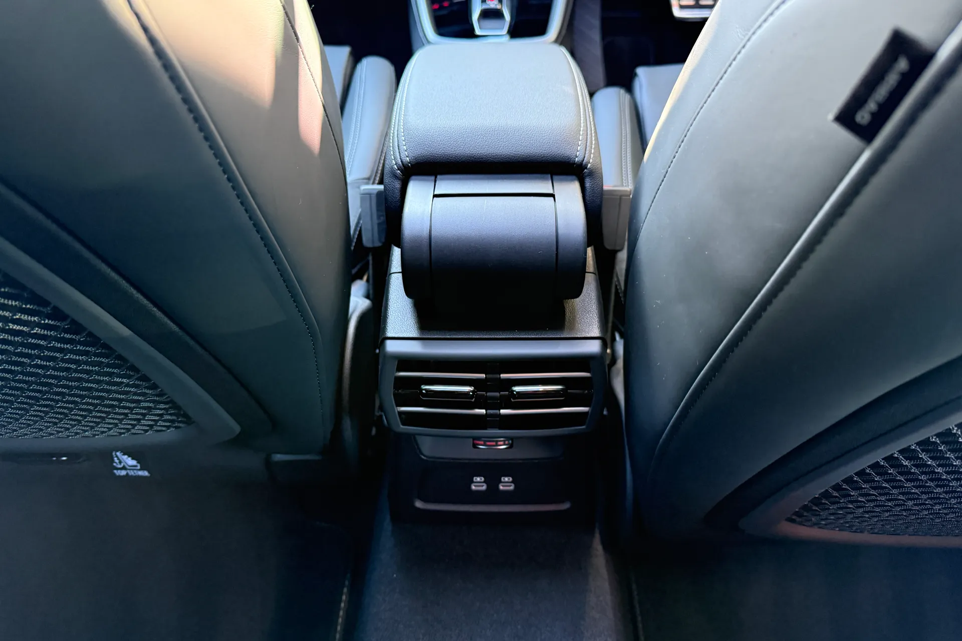 Audi A3 thumbnail image number 43