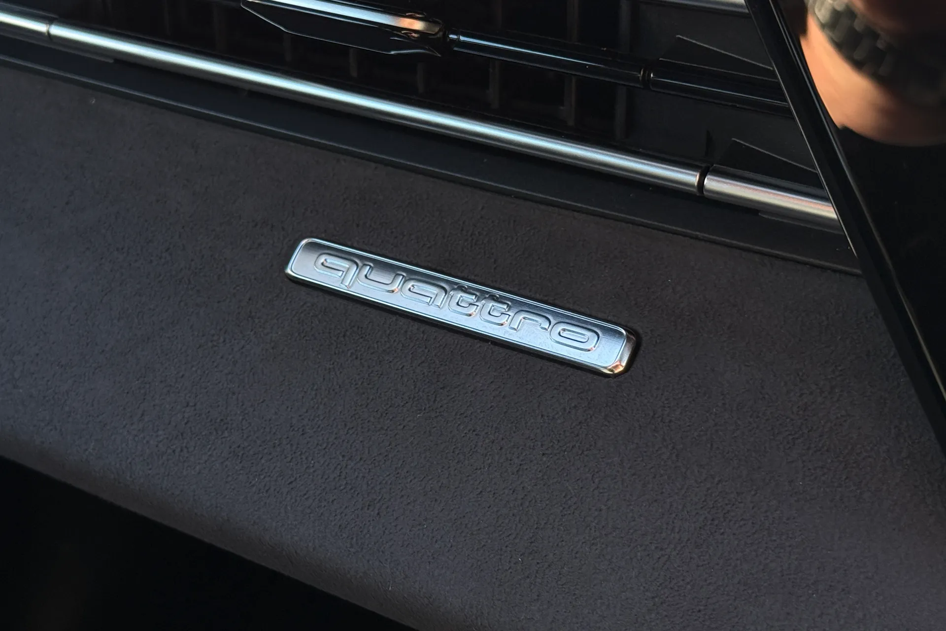 Audi A3 thumbnail image number 32