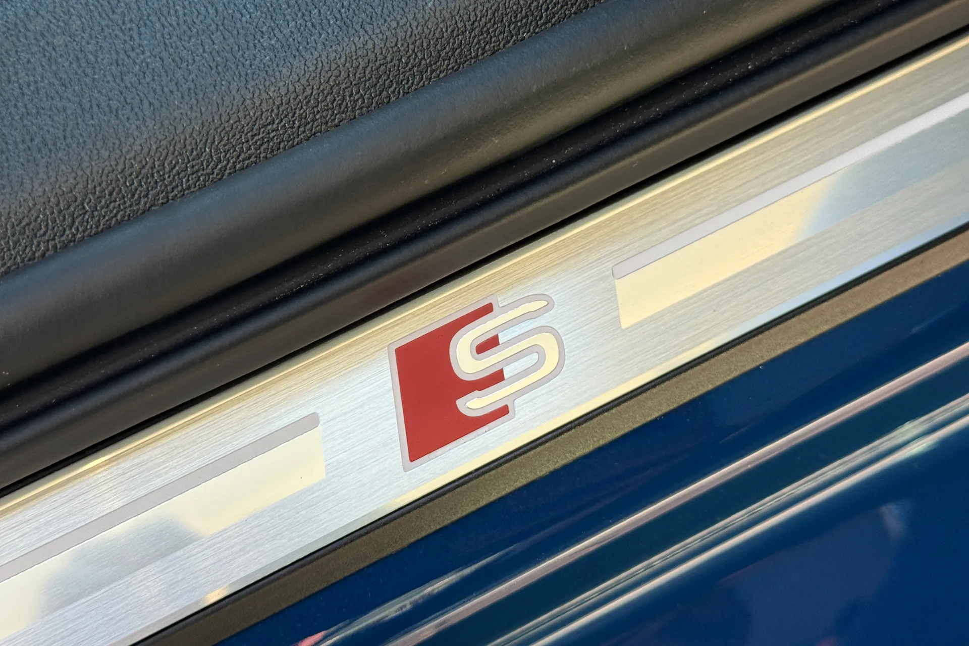 Audi A3 thumbnail image number 35