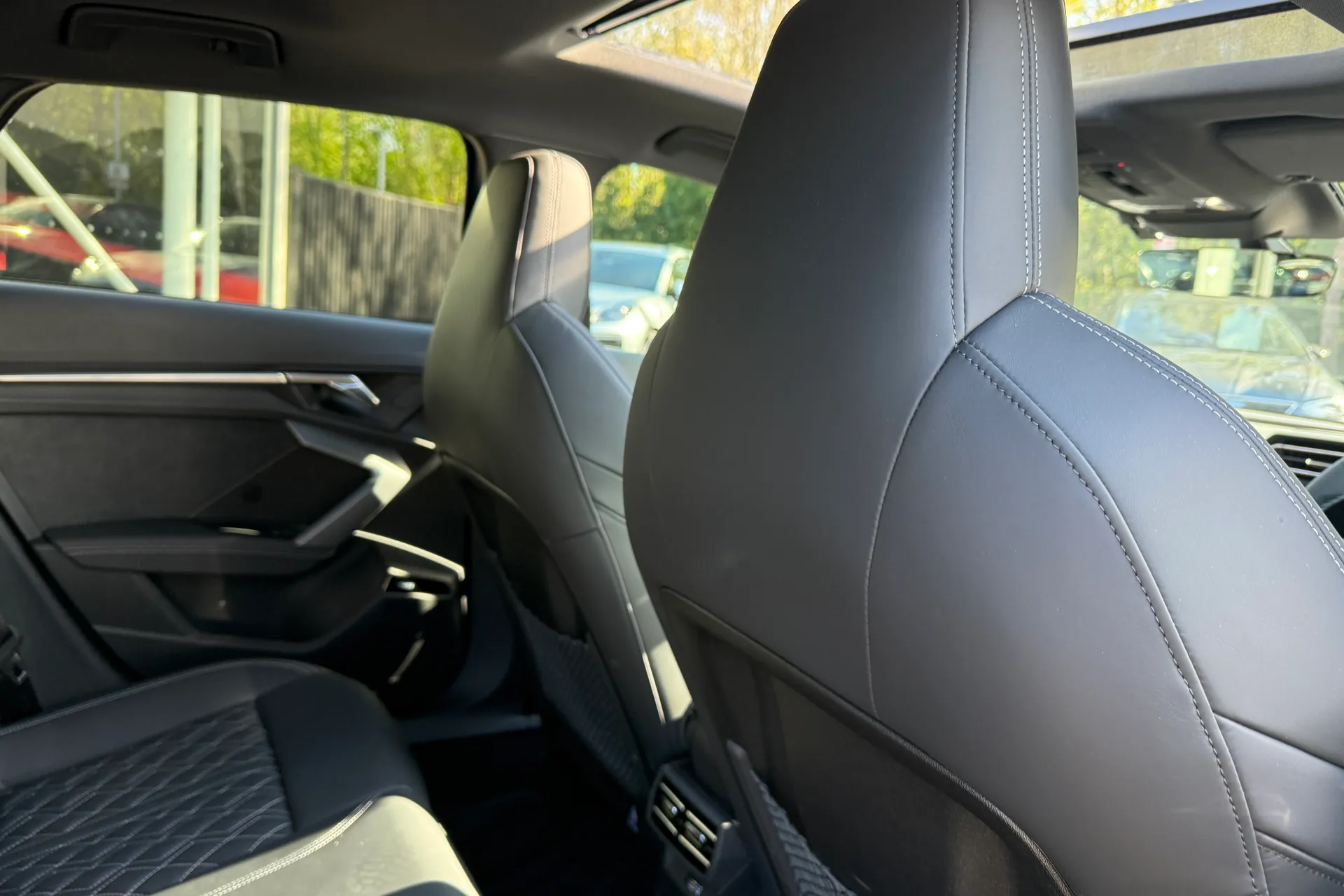 Audi A3 thumbnail image number 32