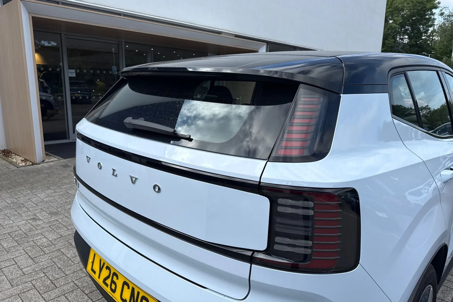 Volvo EX30 thumbnail image number 15