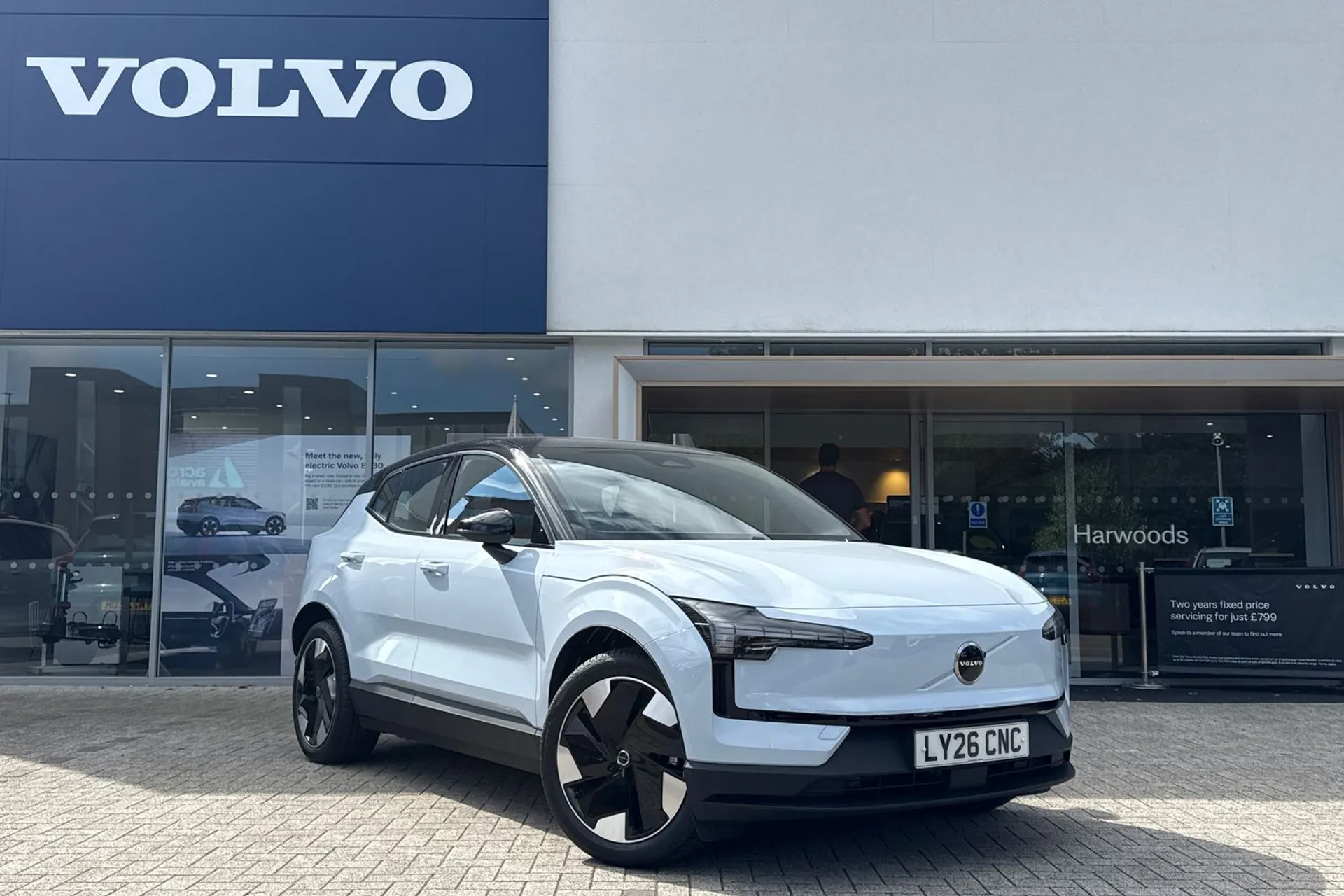 Volvo EX30 focused image