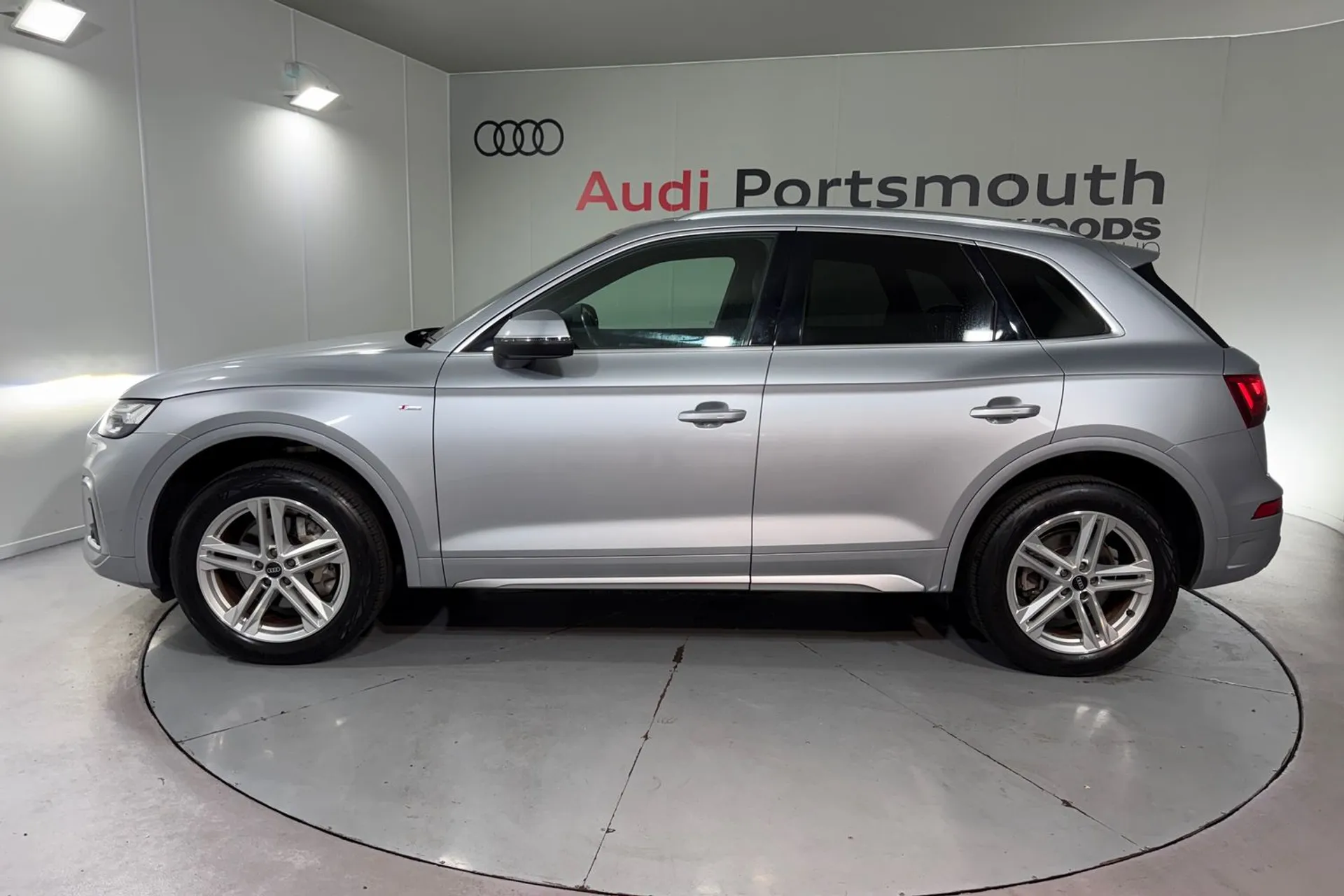 Audi Q5 S LINE TFSI QUATTRO thumbnail image number 11