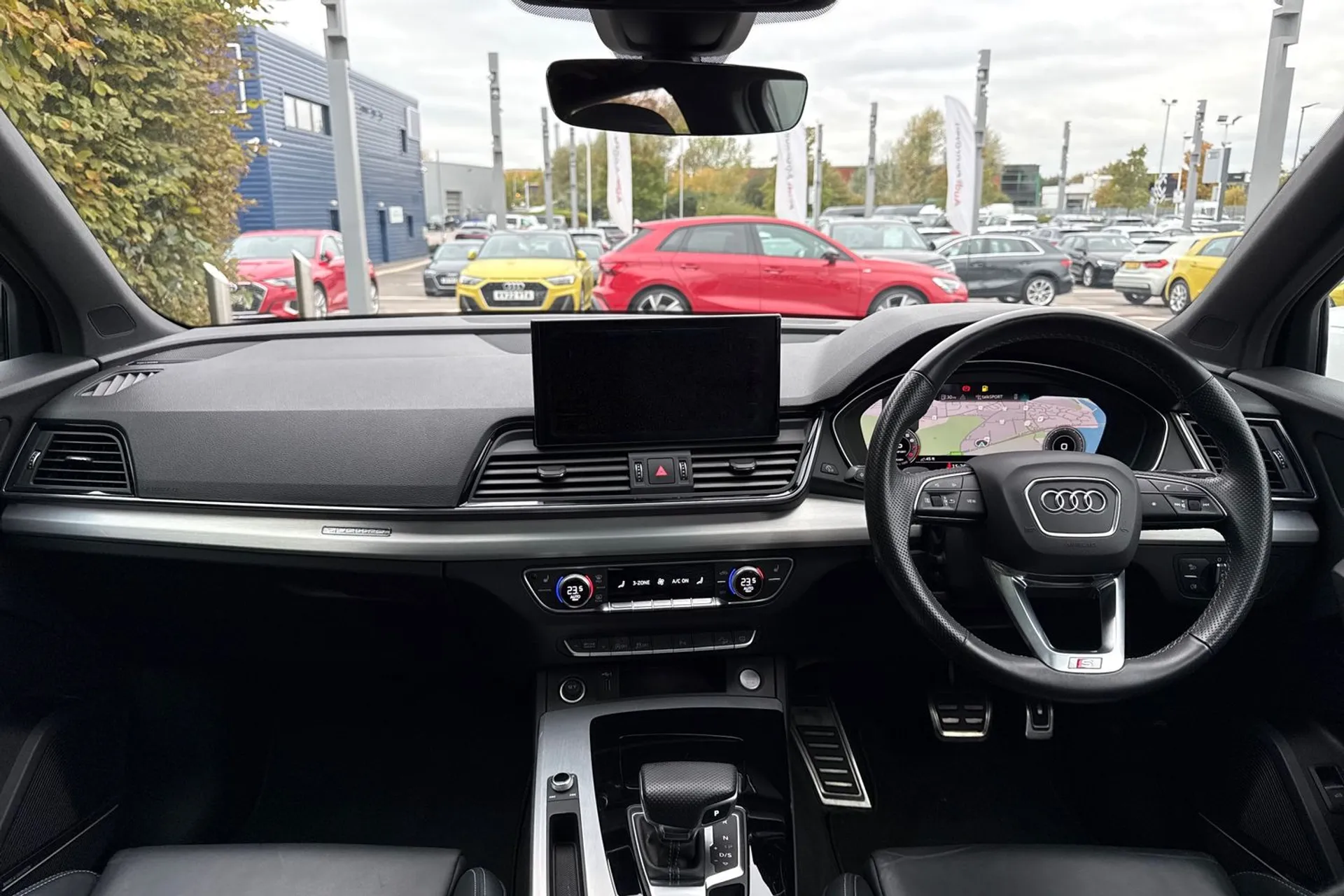 Audi Q5 S LINE TFSI QUATTRO thumbnail image number 3