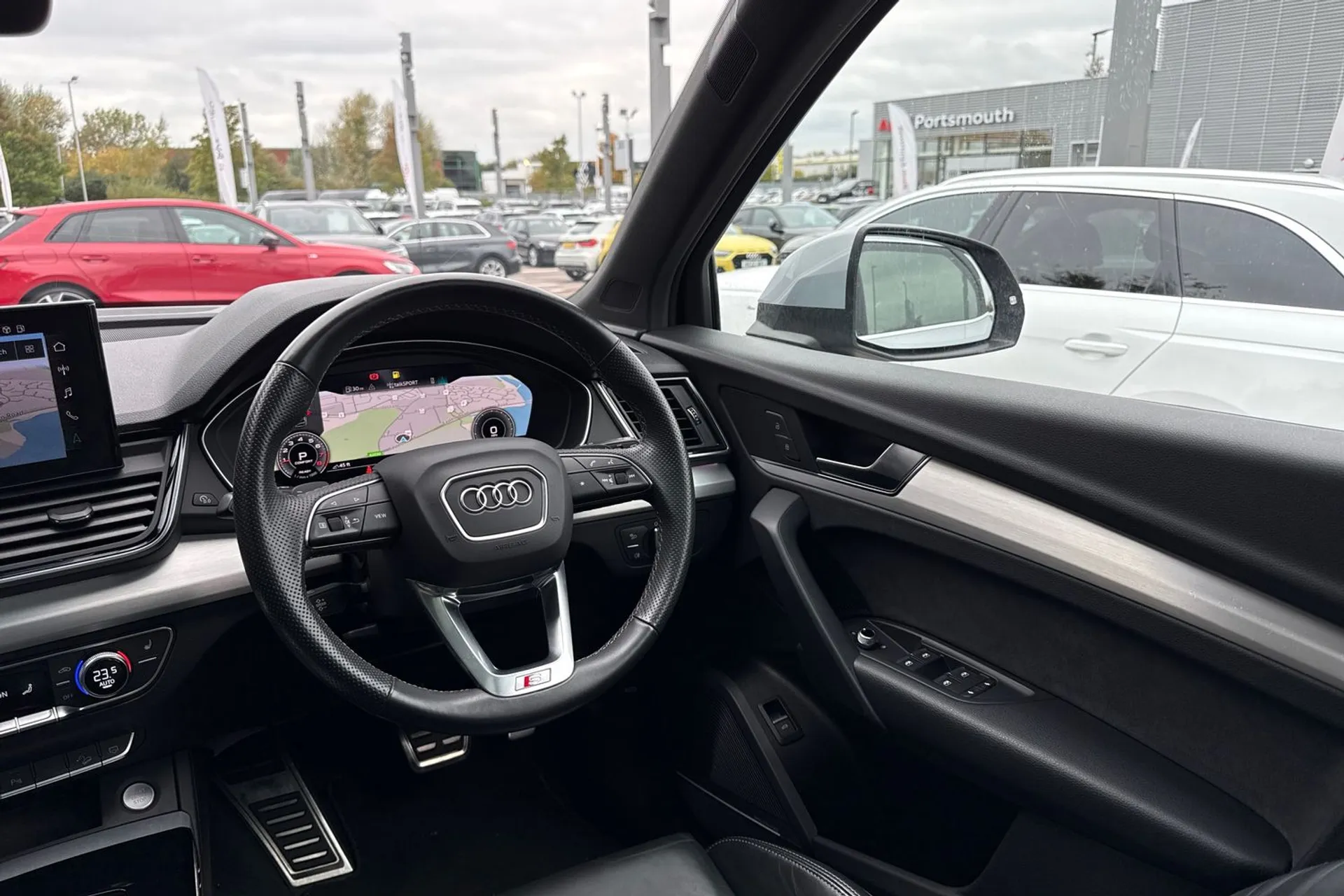 Audi Q5 S LINE TFSI QUATTRO thumbnail image number 39