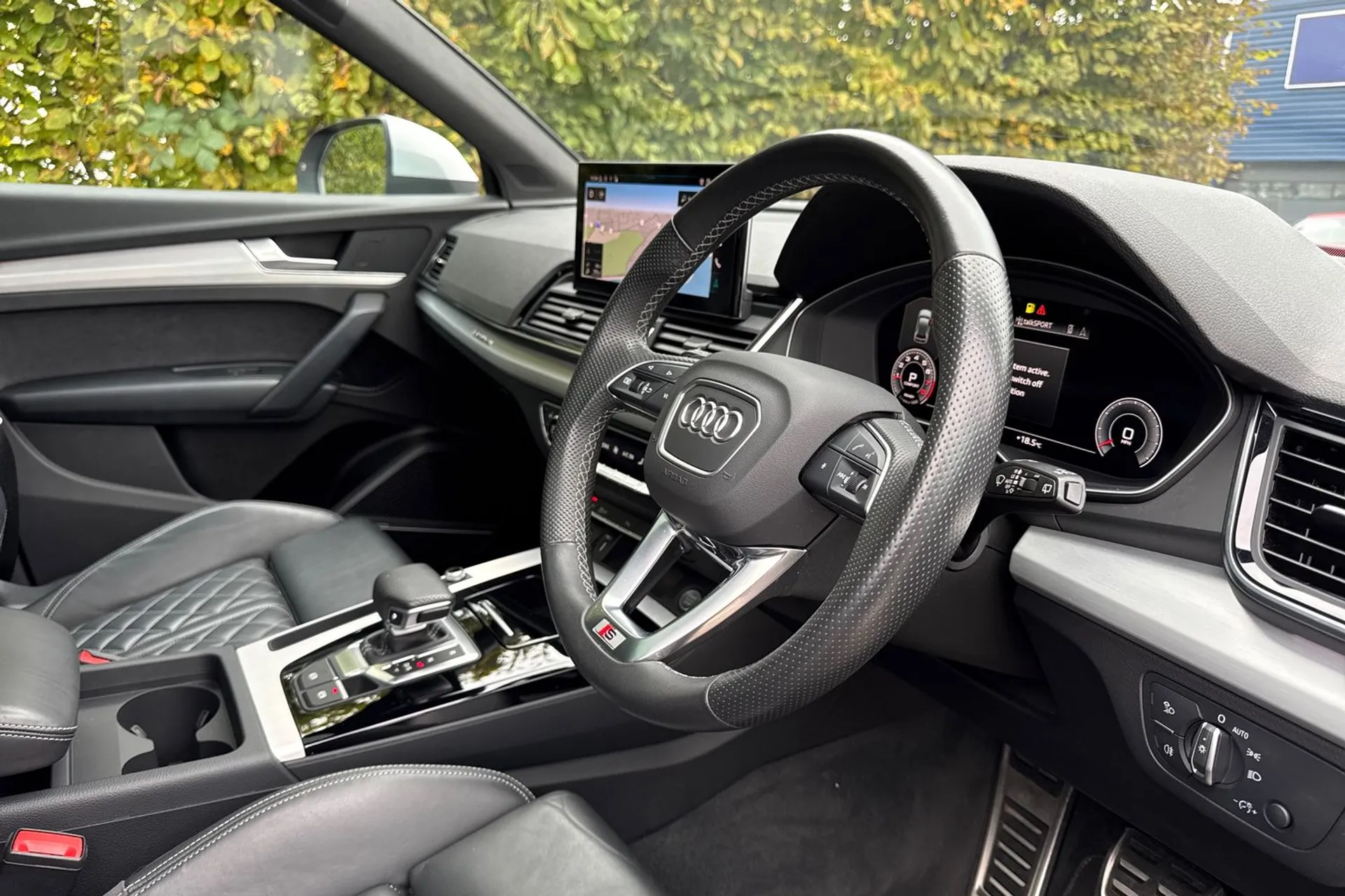 Audi Q5 S LINE TFSI QUATTRO thumbnail image number 28