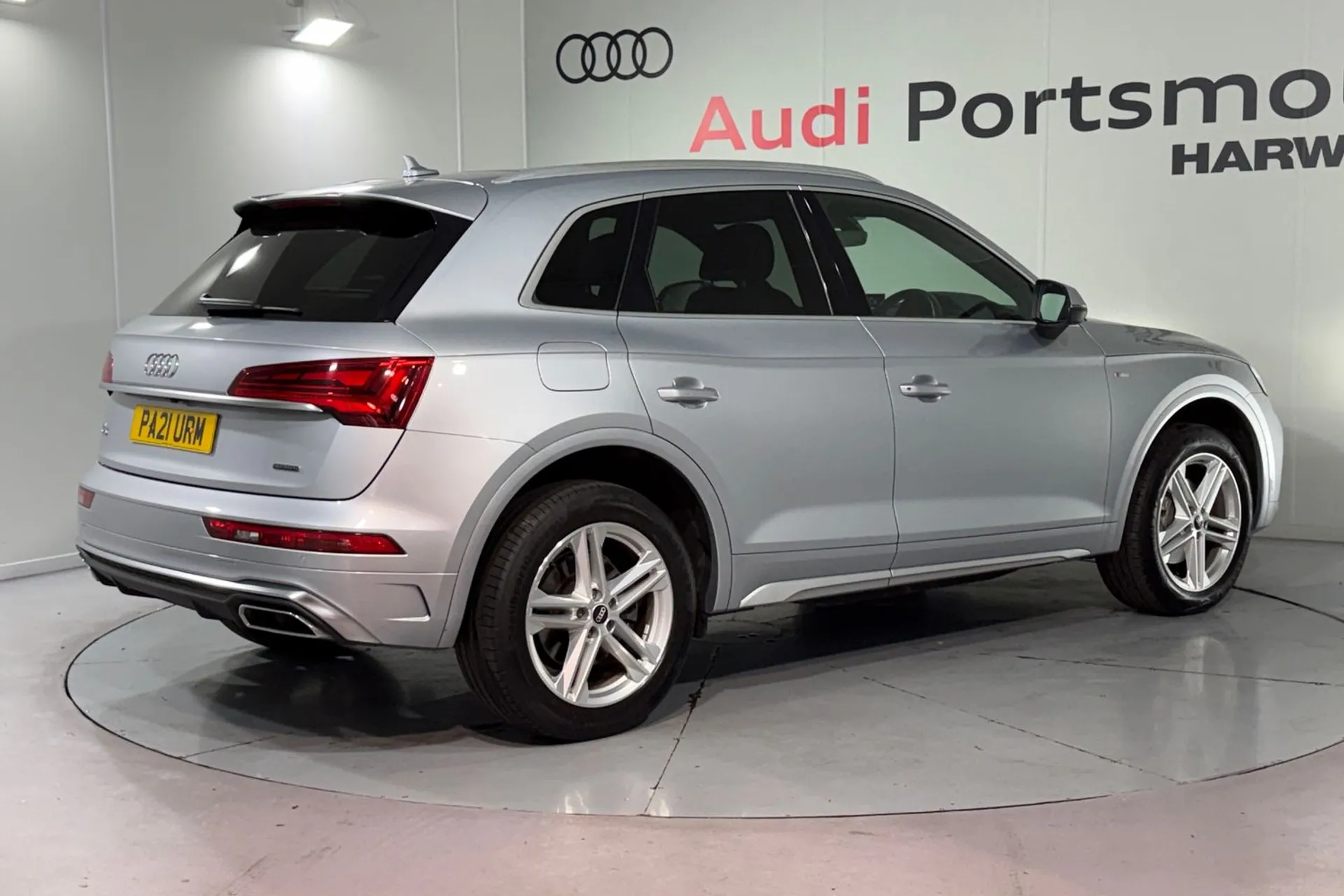Audi Q5 S LINE TFSI QUATTRO thumbnail image number 10