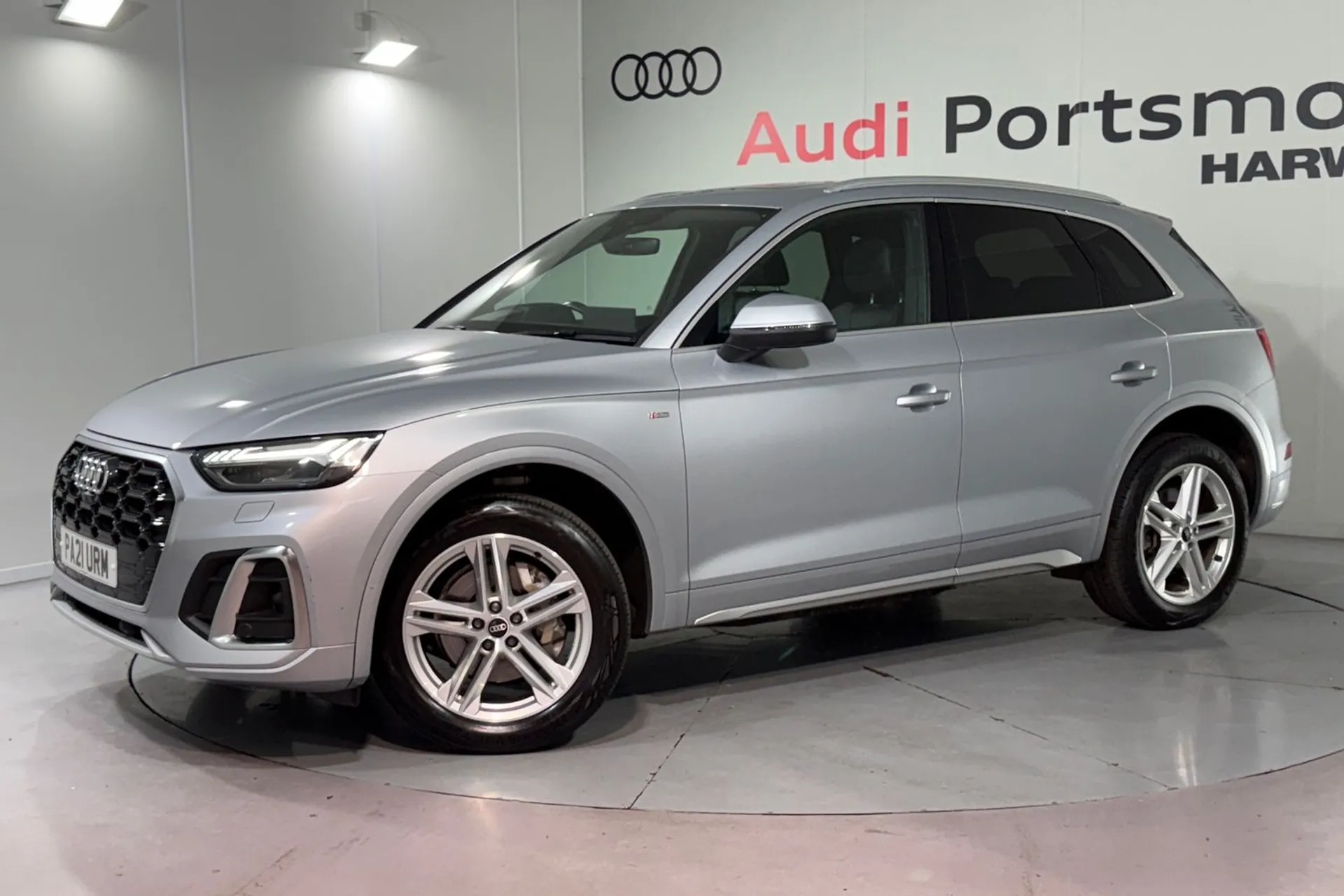 Audi Q5 S LINE TFSI QUATTRO thumbnail image number 5