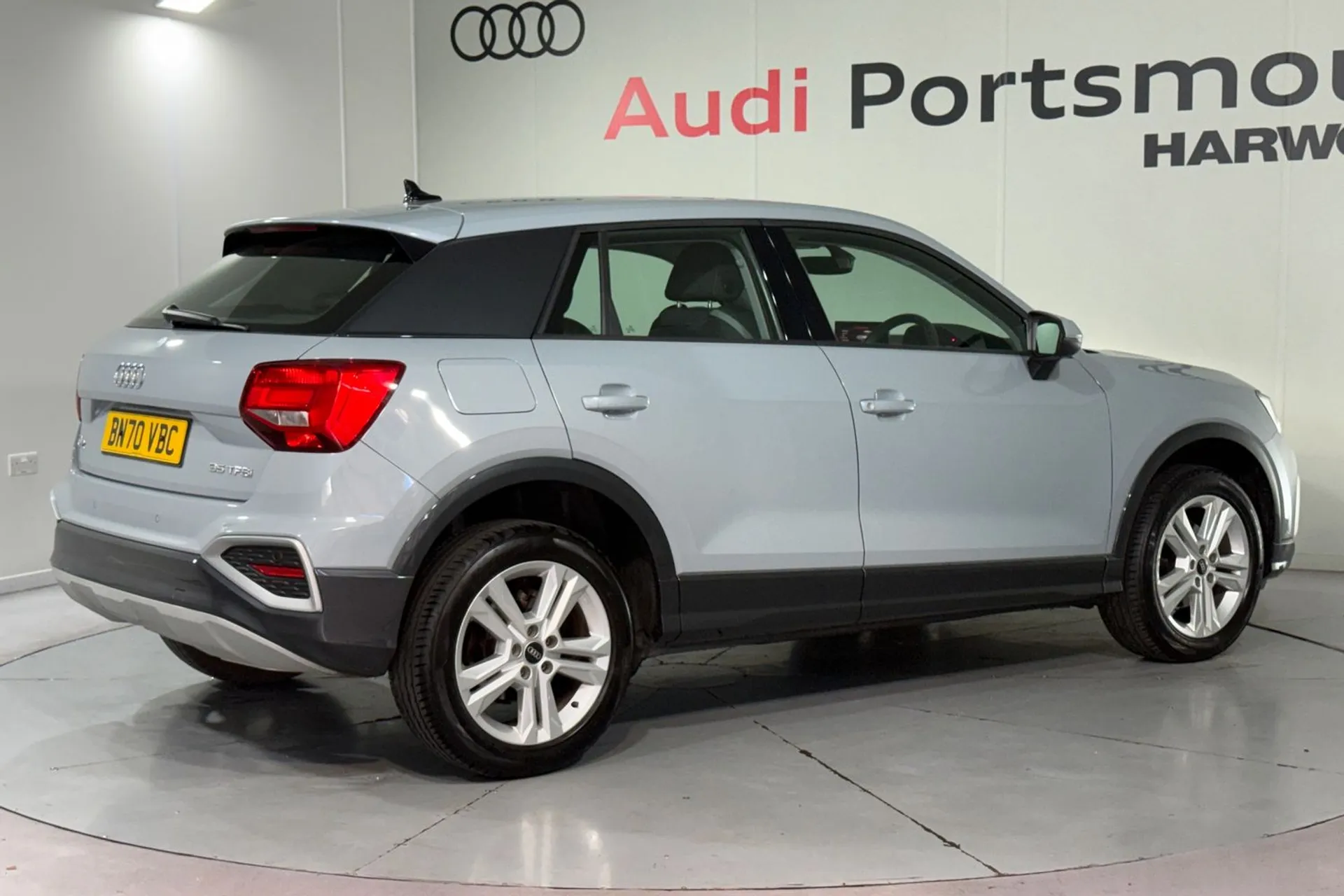 Audi Q2 thumbnail image number 6