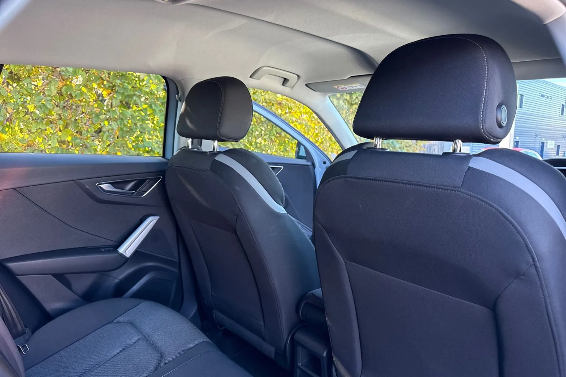 Audi Q2 thumbnail image number 25