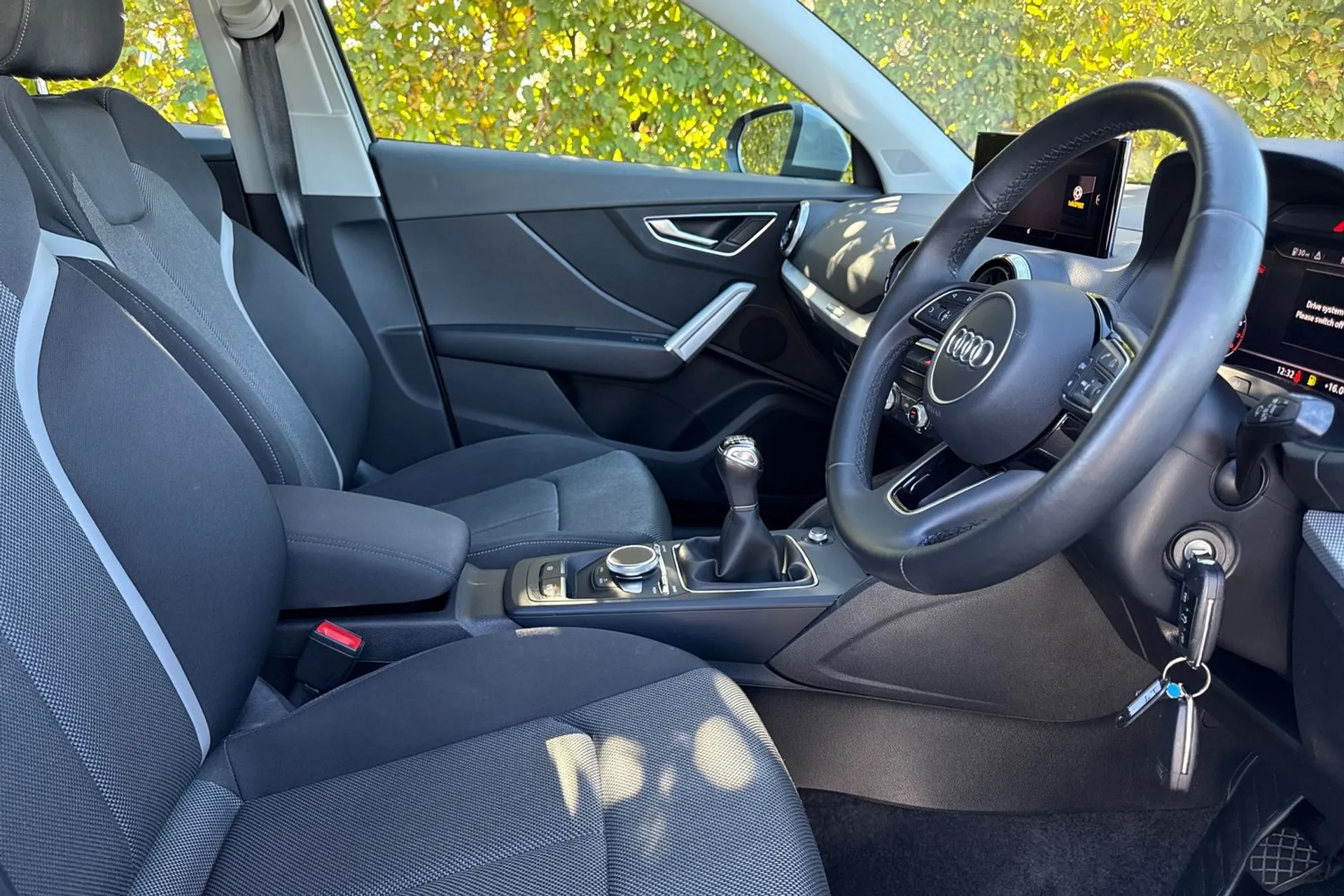 Audi Q2 thumbnail image number 27