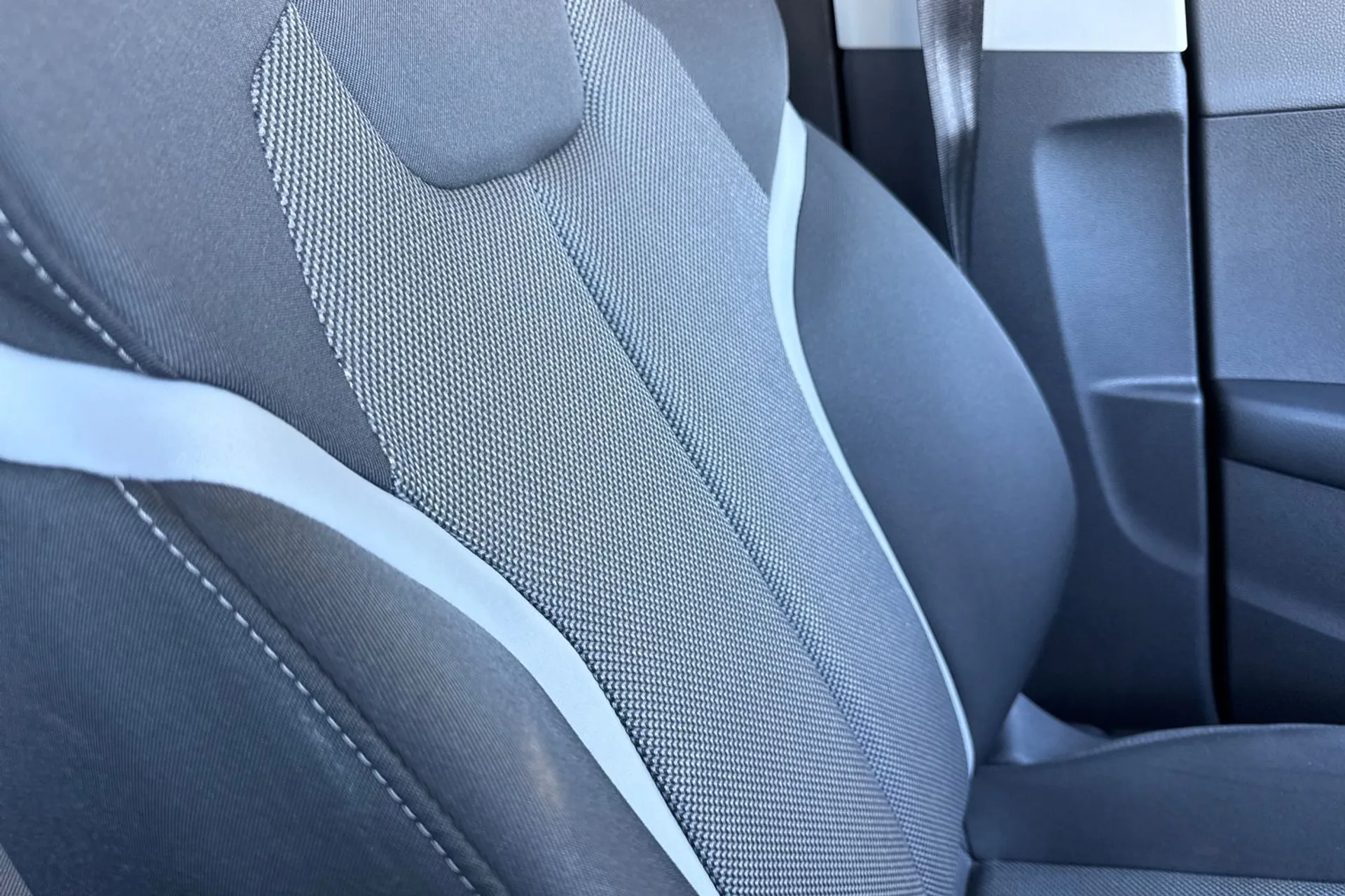 Audi Q2 thumbnail image number 50