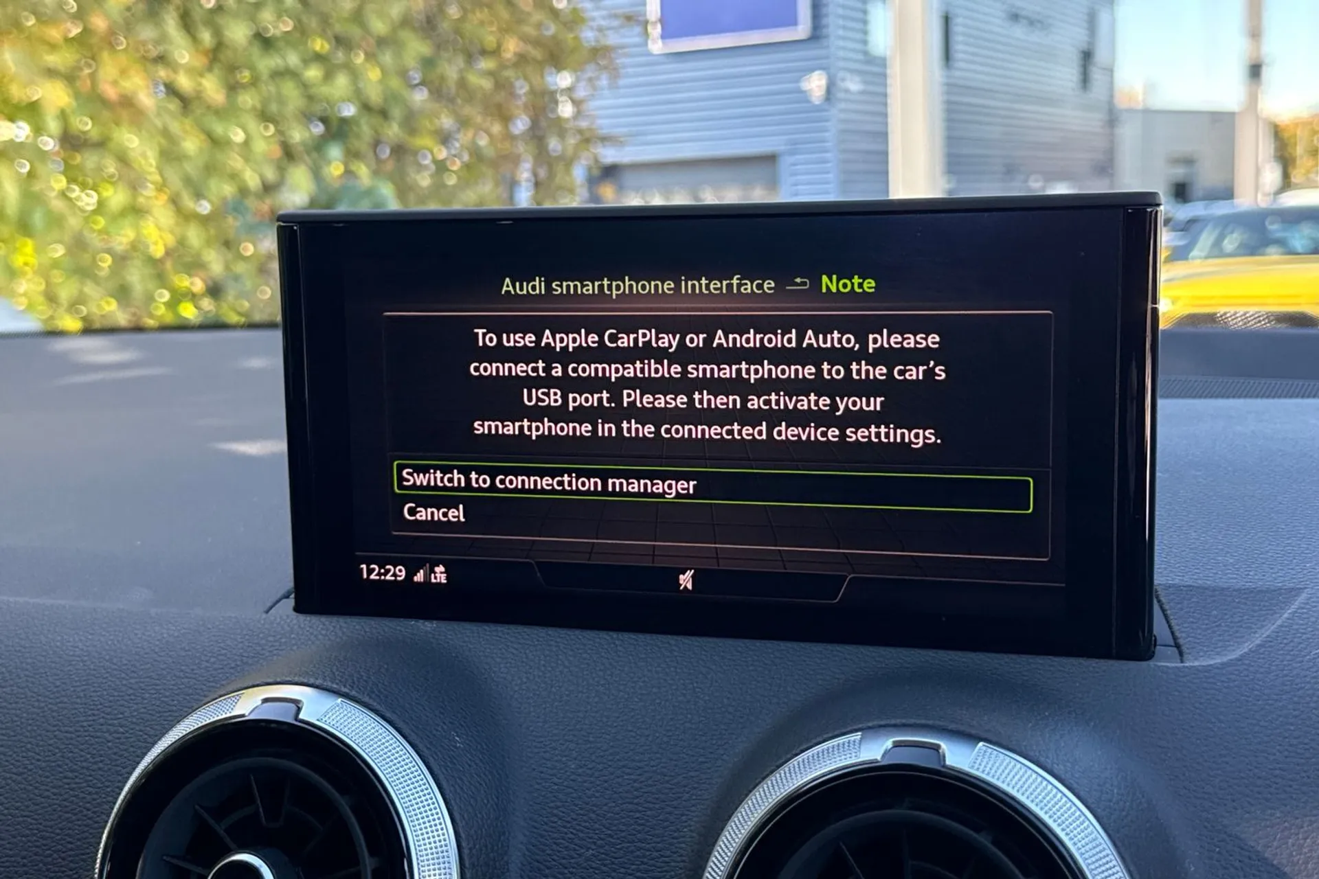 Audi Q2 thumbnail image number 30