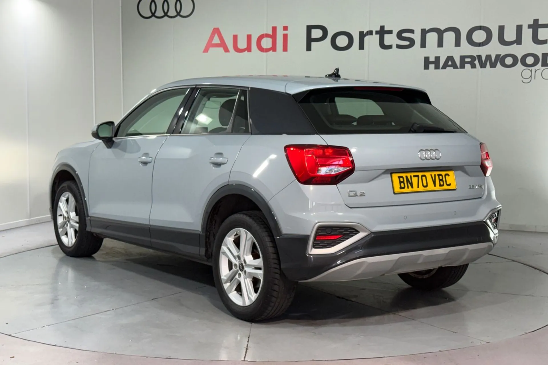 Audi Q2 thumbnail image number 8