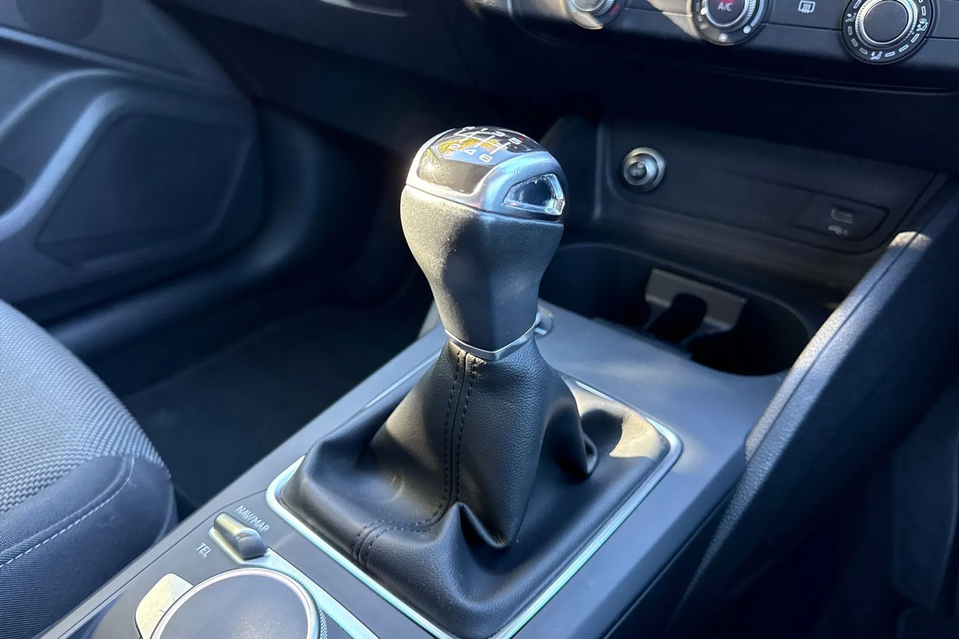 Audi Q2 thumbnail image number 34