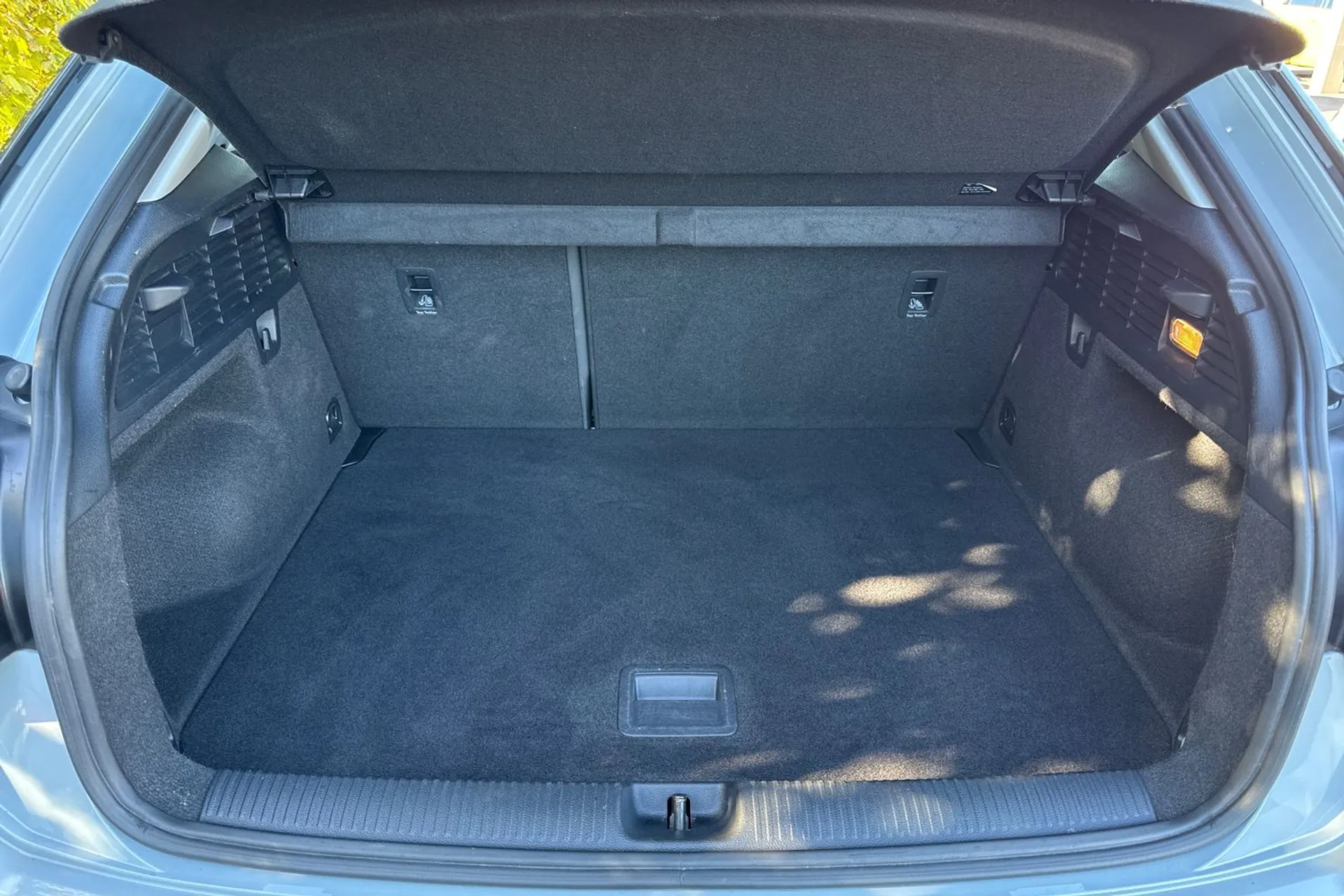 Audi Q2 thumbnail image number 19