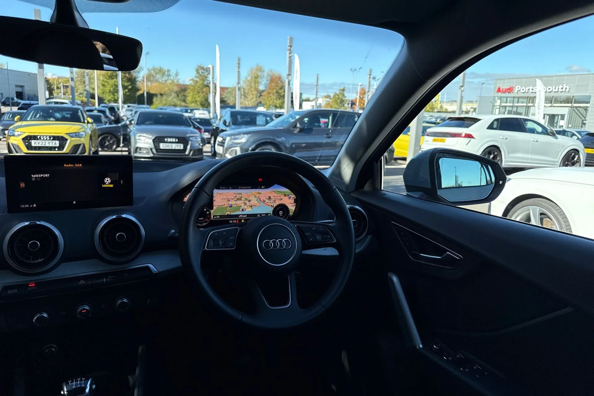 Audi Q2 thumbnail image number 42