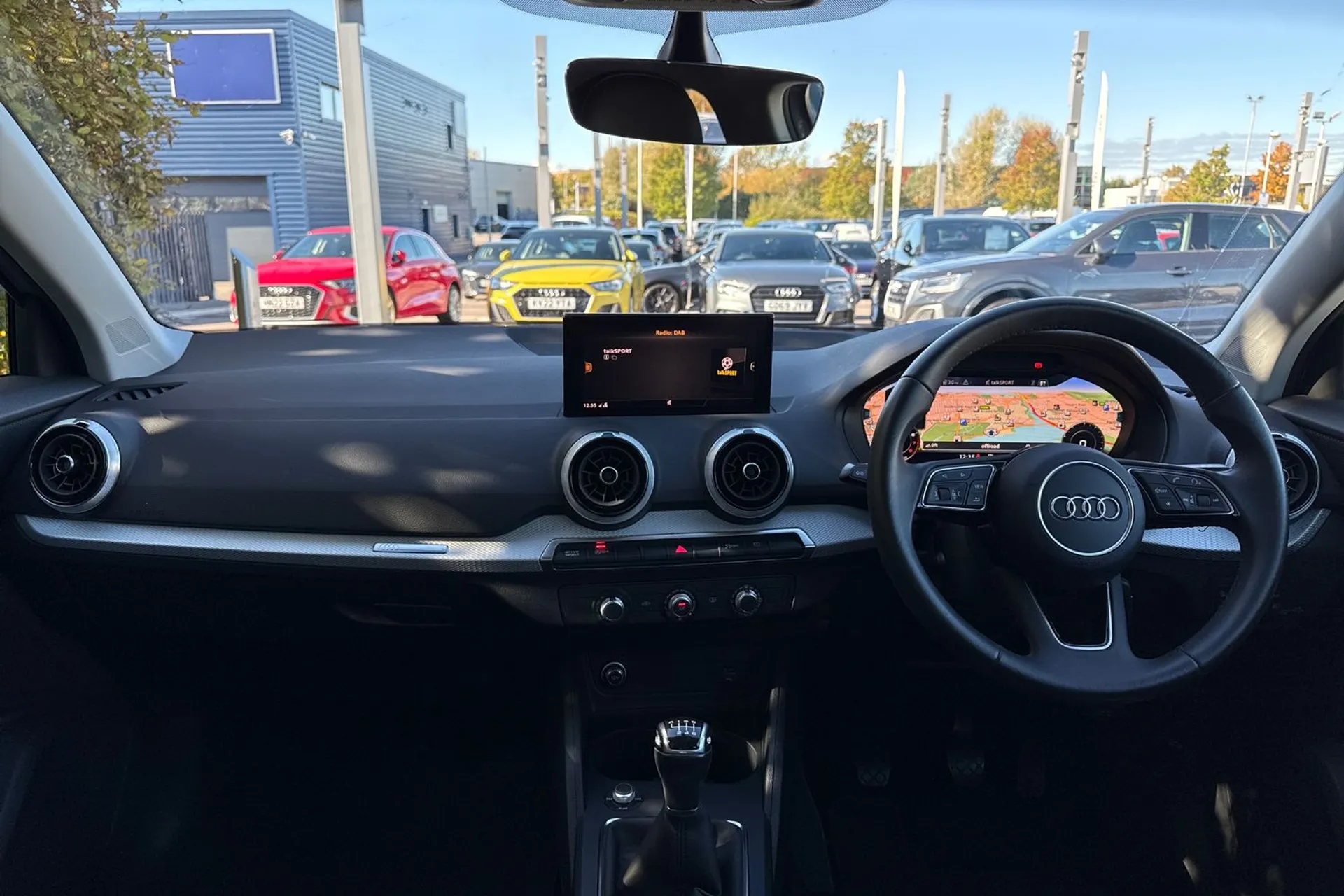 Audi Q2 thumbnail image number 3