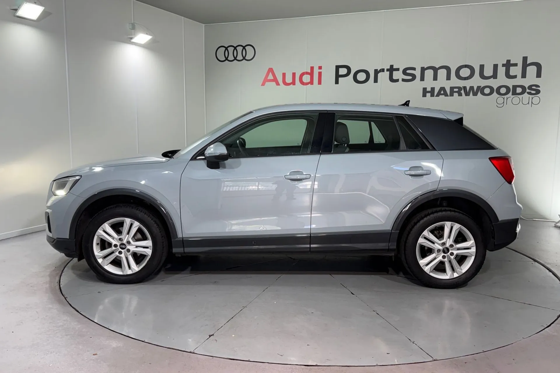 Audi Q2 thumbnail image number 9