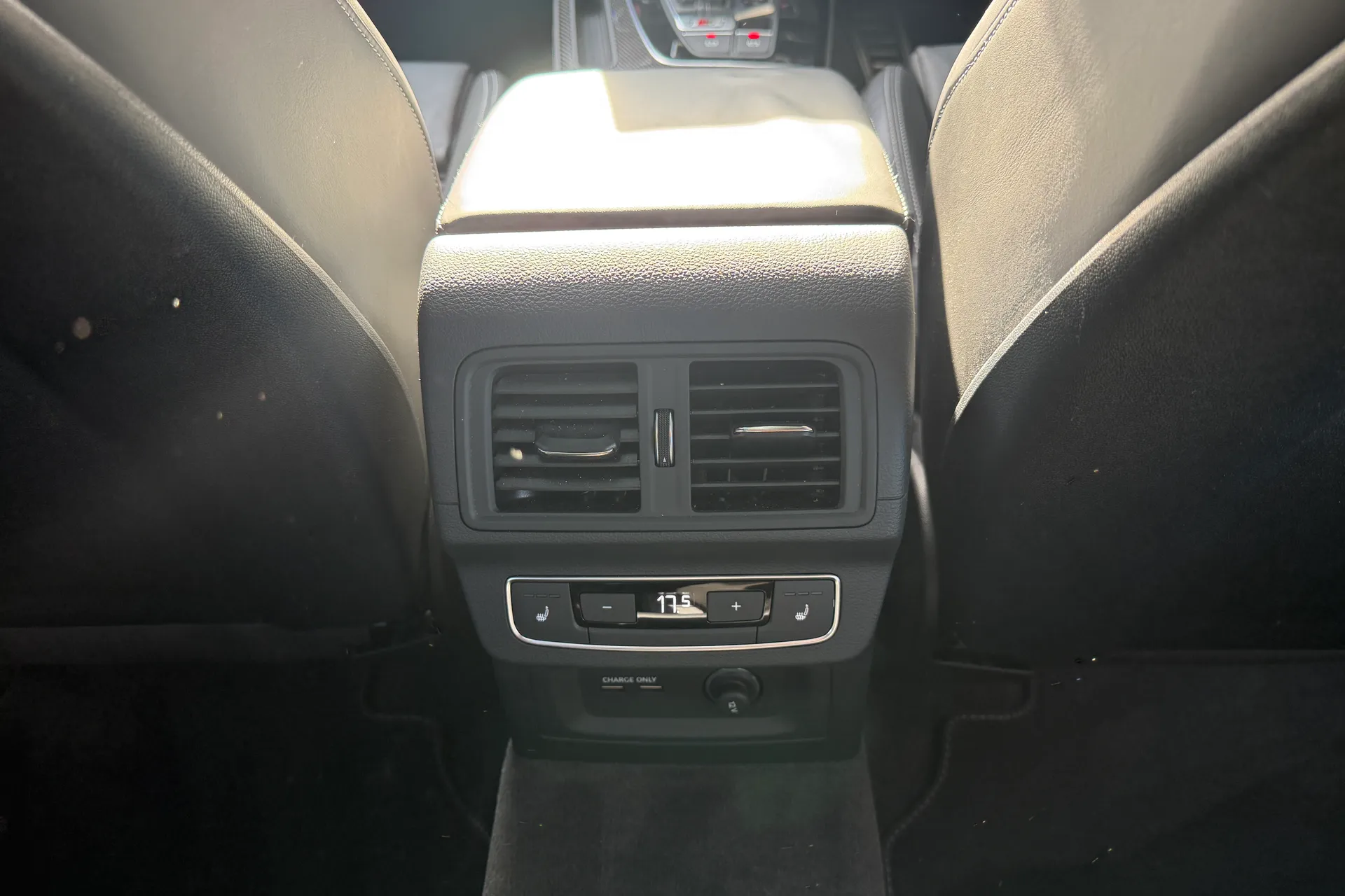 Audi Q5 thumbnail image number 16