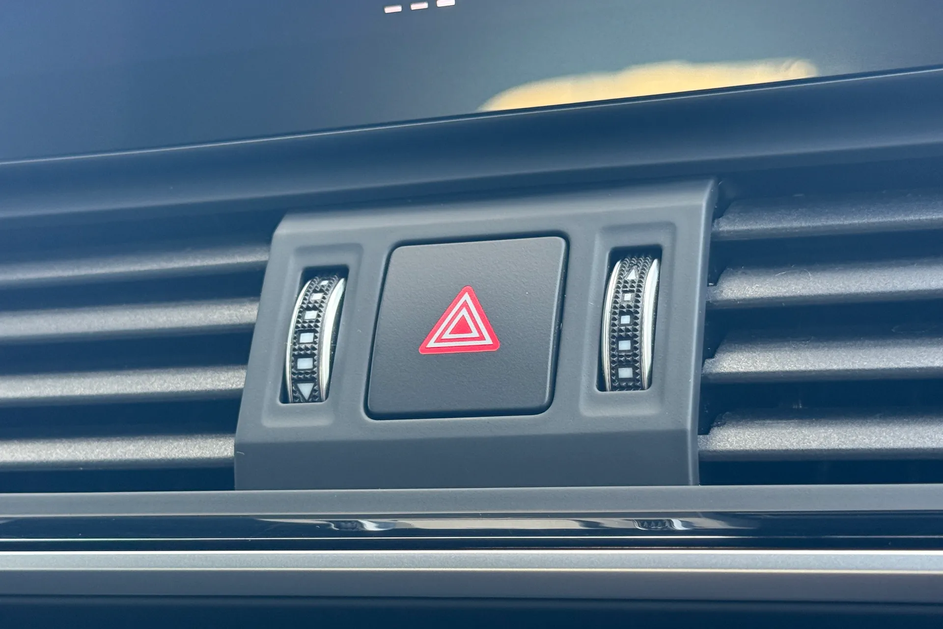 Audi Q5 thumbnail image number 53