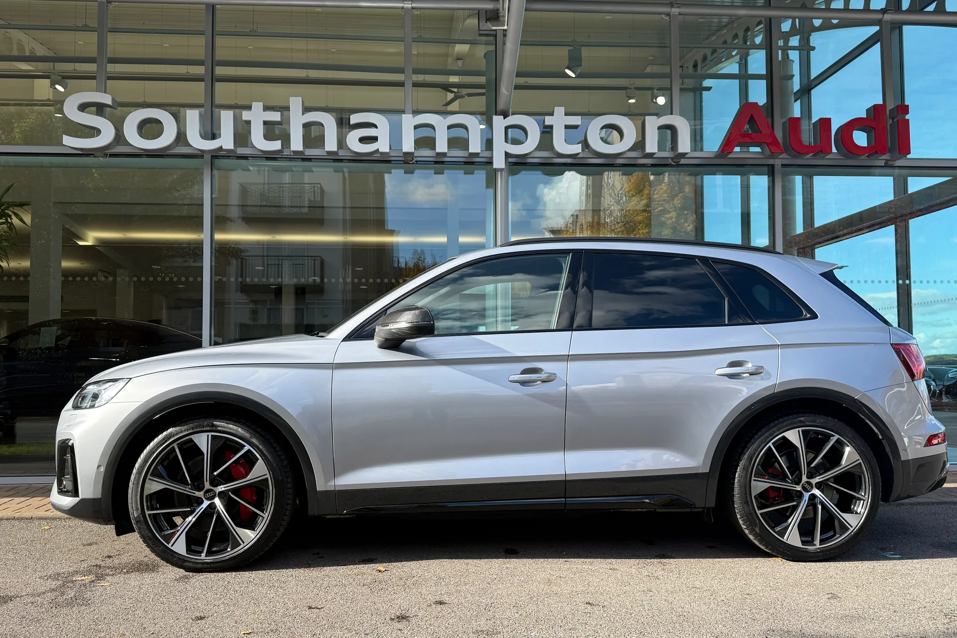 Audi Q5 thumbnail image number 29