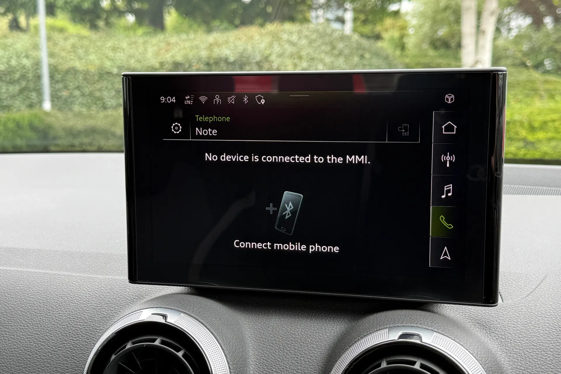 Audi Q2 thumbnail image number 23