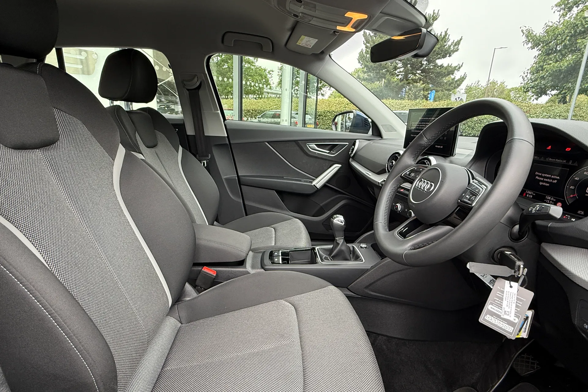 Audi Q2 thumbnail image number 30