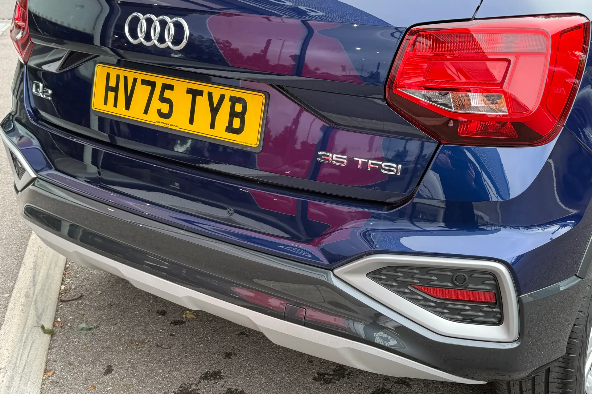 Audi Q2 thumbnail image number 25