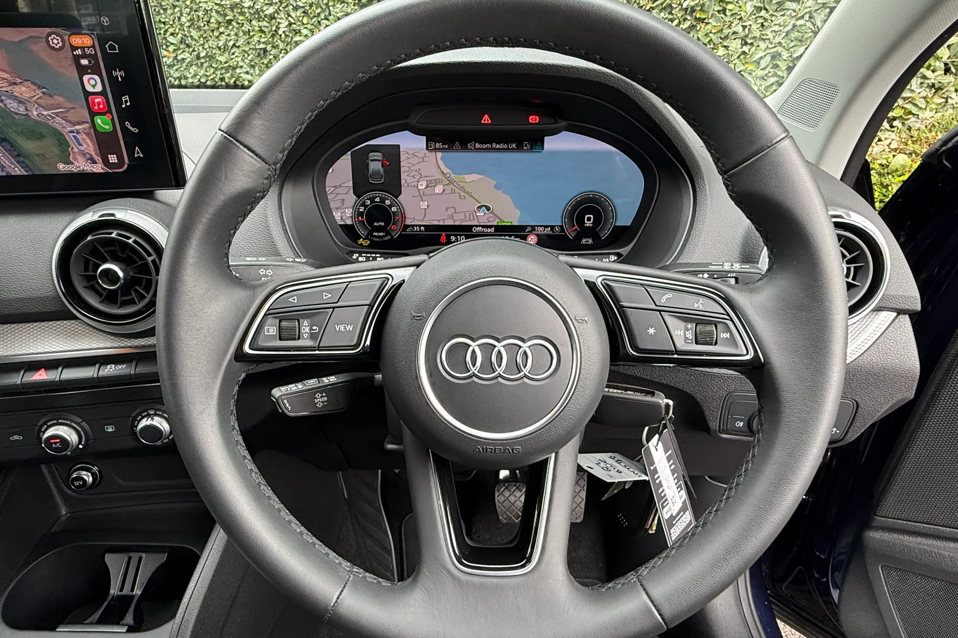 Audi Q2 thumbnail image number 12