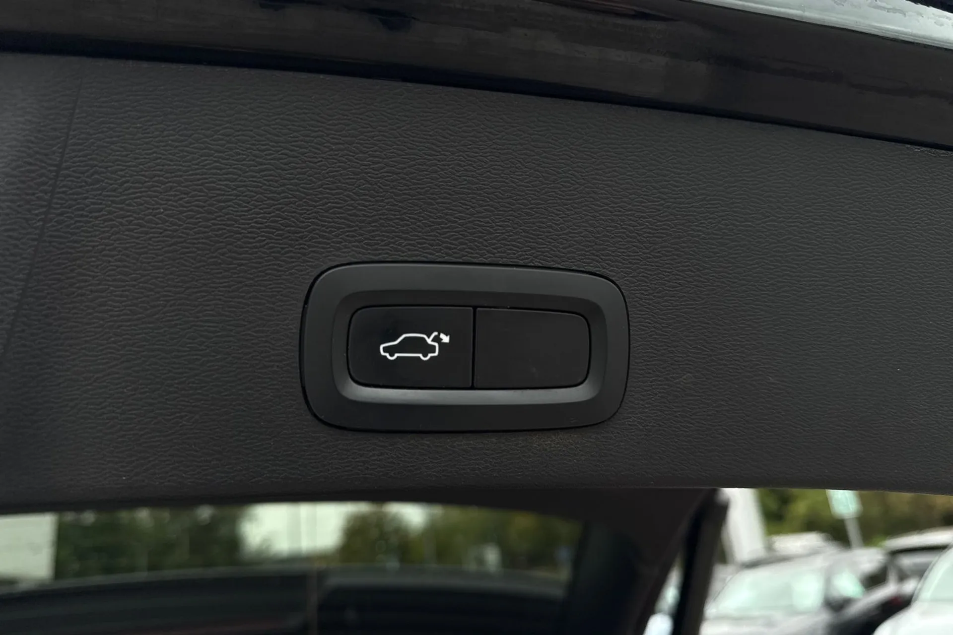 Volvo XC40 thumbnail image number 20