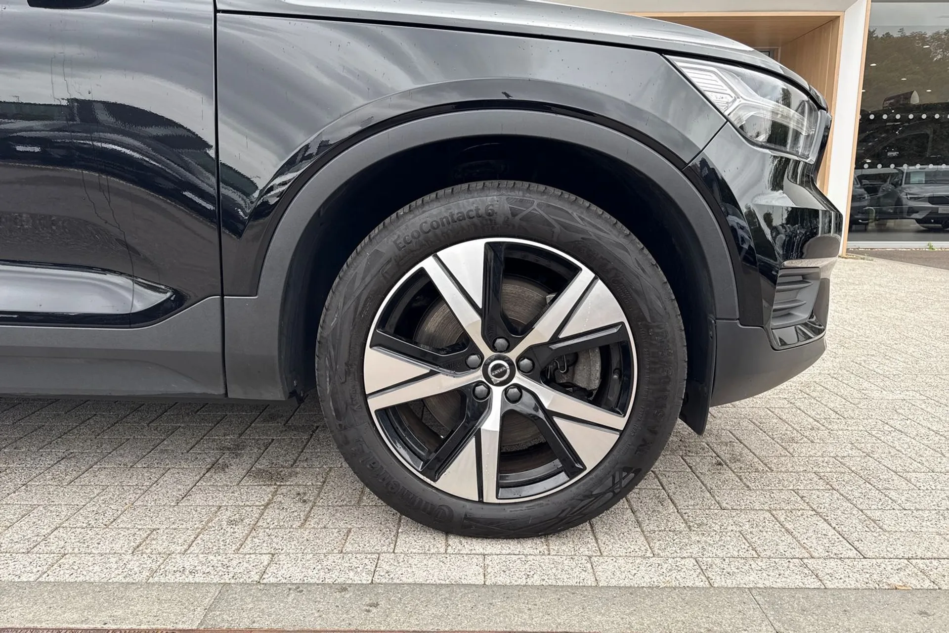 Volvo XC40 thumbnail image number 13