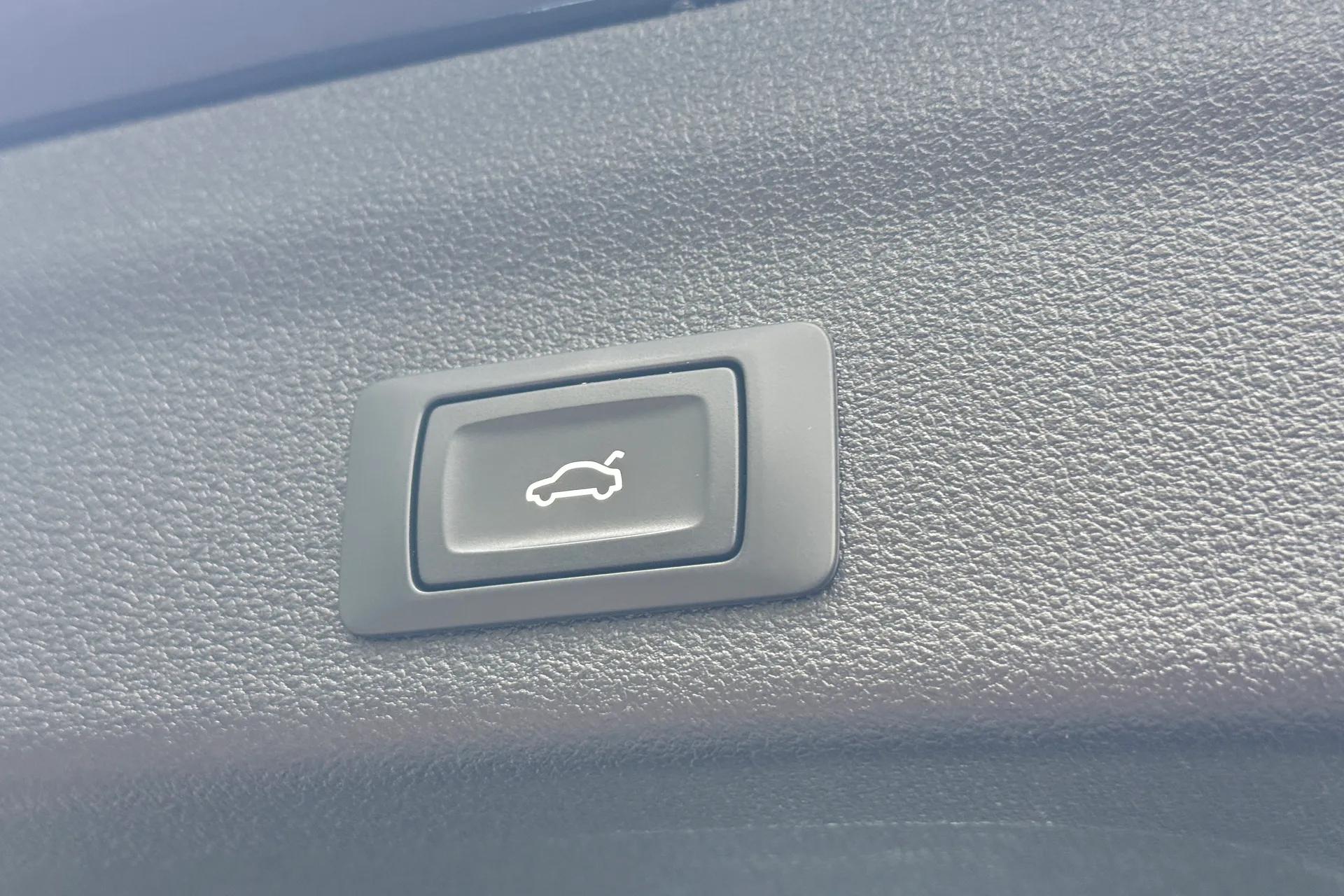 Audi A6 allroad thumbnail image number 47