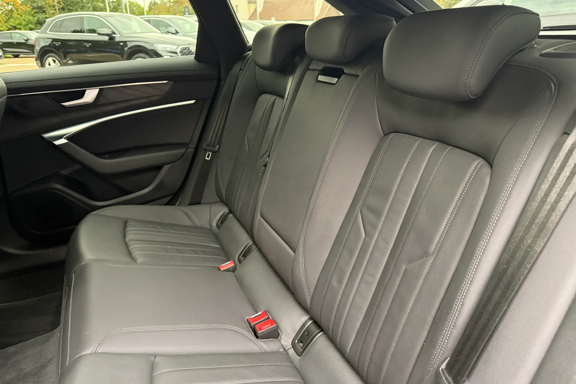 Audi A6 allroad thumbnail image number 56