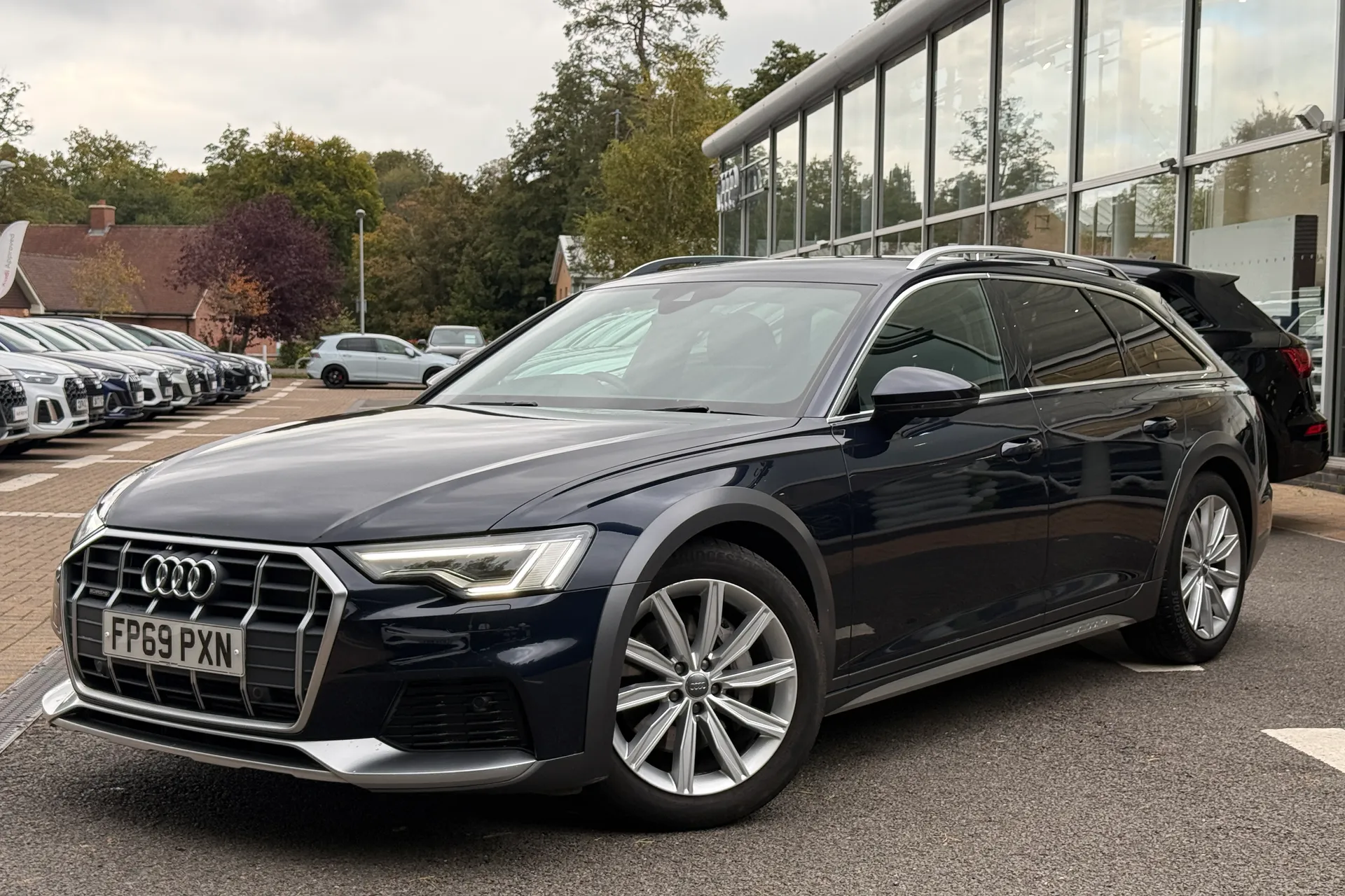 Audi A6 allroad thumbnail image number 61